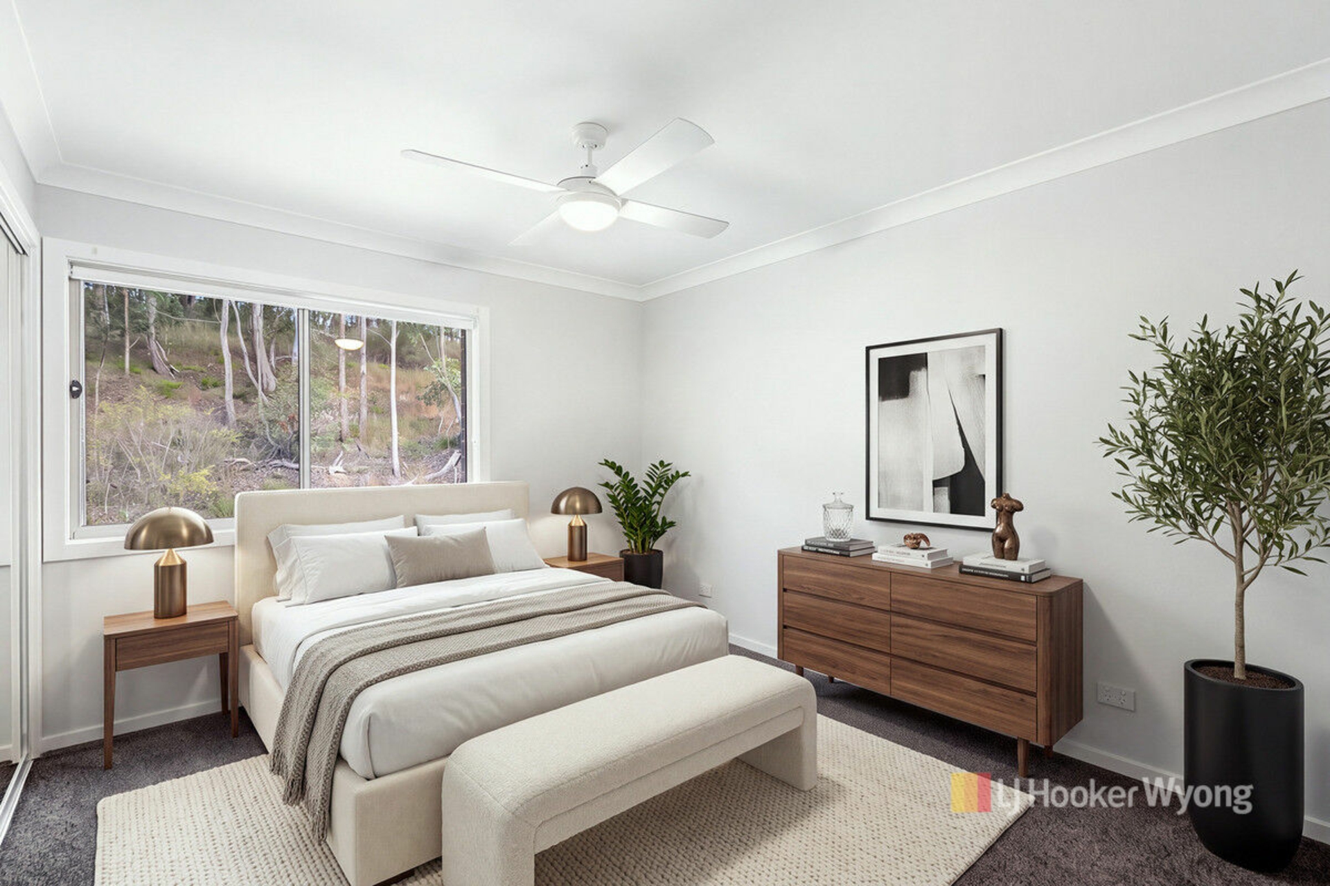 32 Weaver Crescent — photo 7 of 14