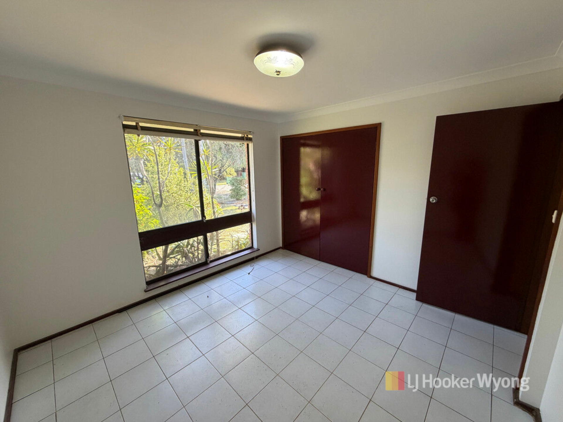 83 Watkin Avenue — photo 9 of 13