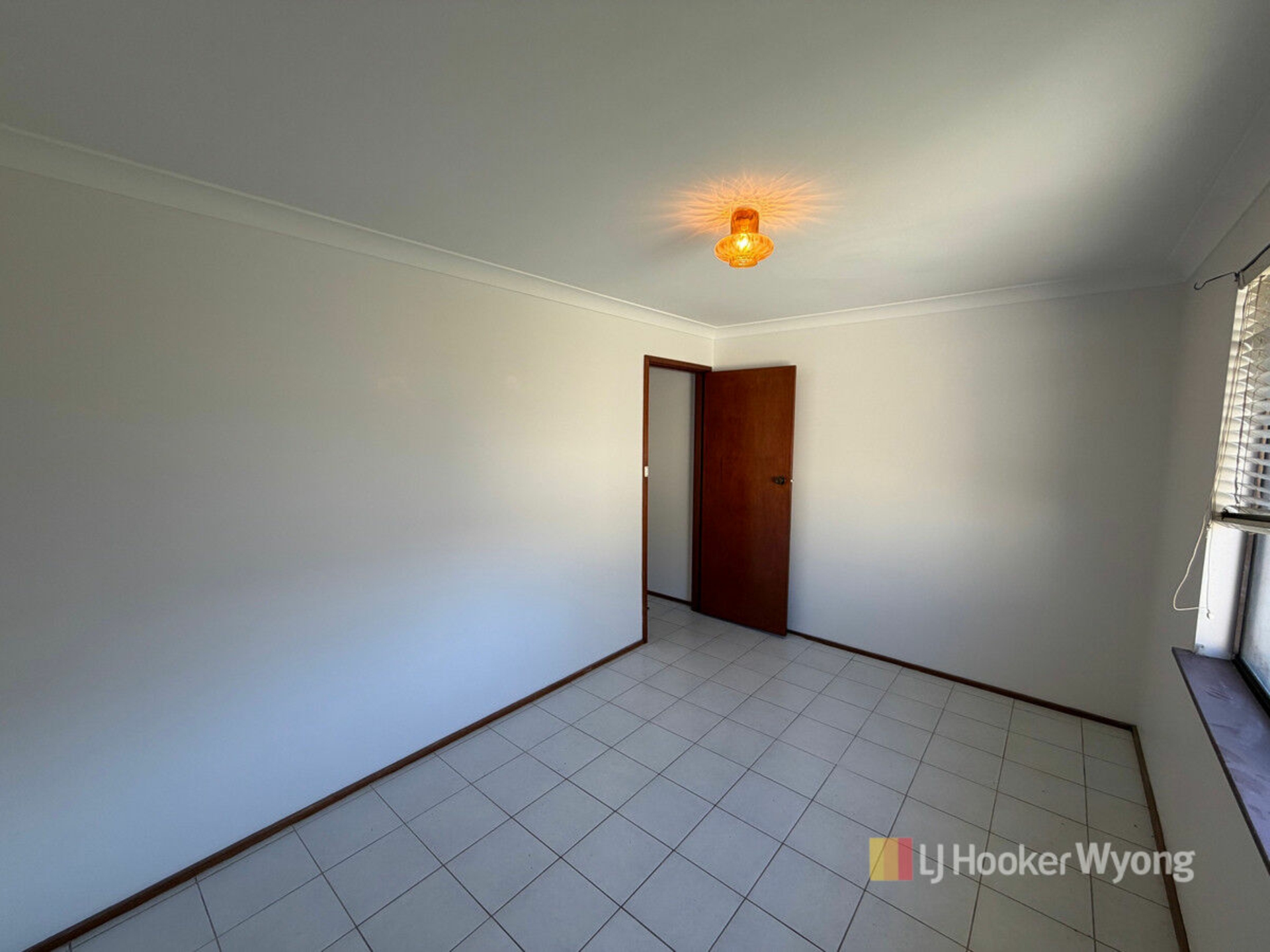 83 Watkin Avenue — photo 12 of 13