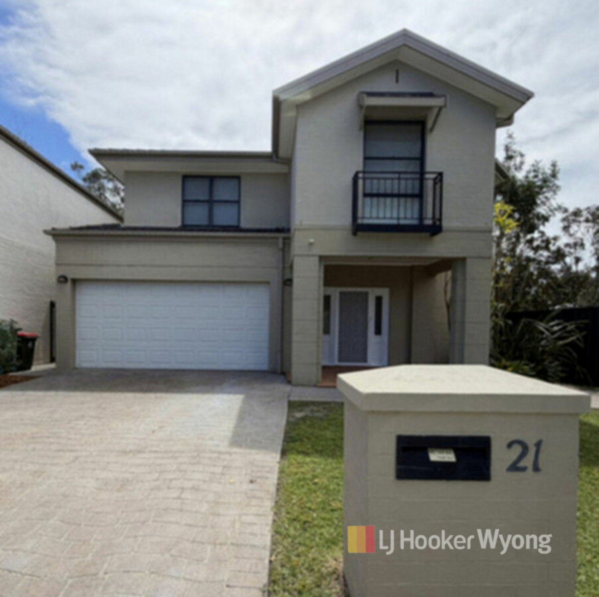 21 Greenwich Place — photo from LJ Hooker Wyong