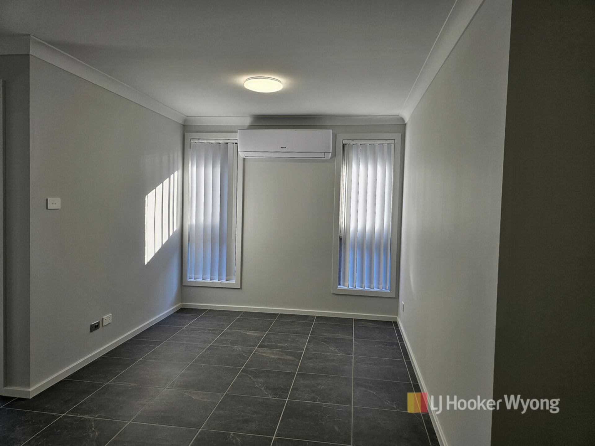13a Glenelg Avenue — photo 6 of 17