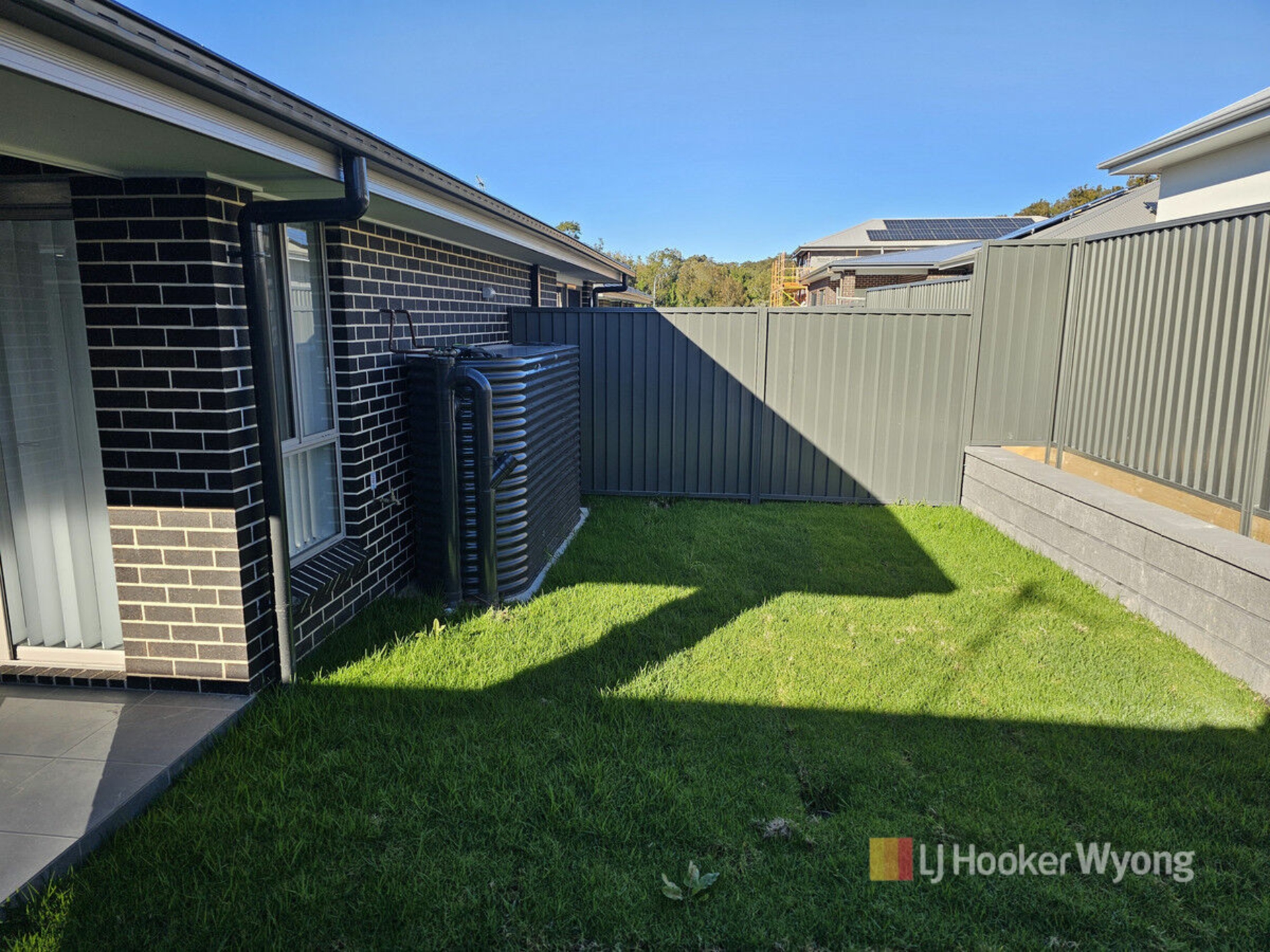 13a Glenelg Avenue — photo 17 of 17