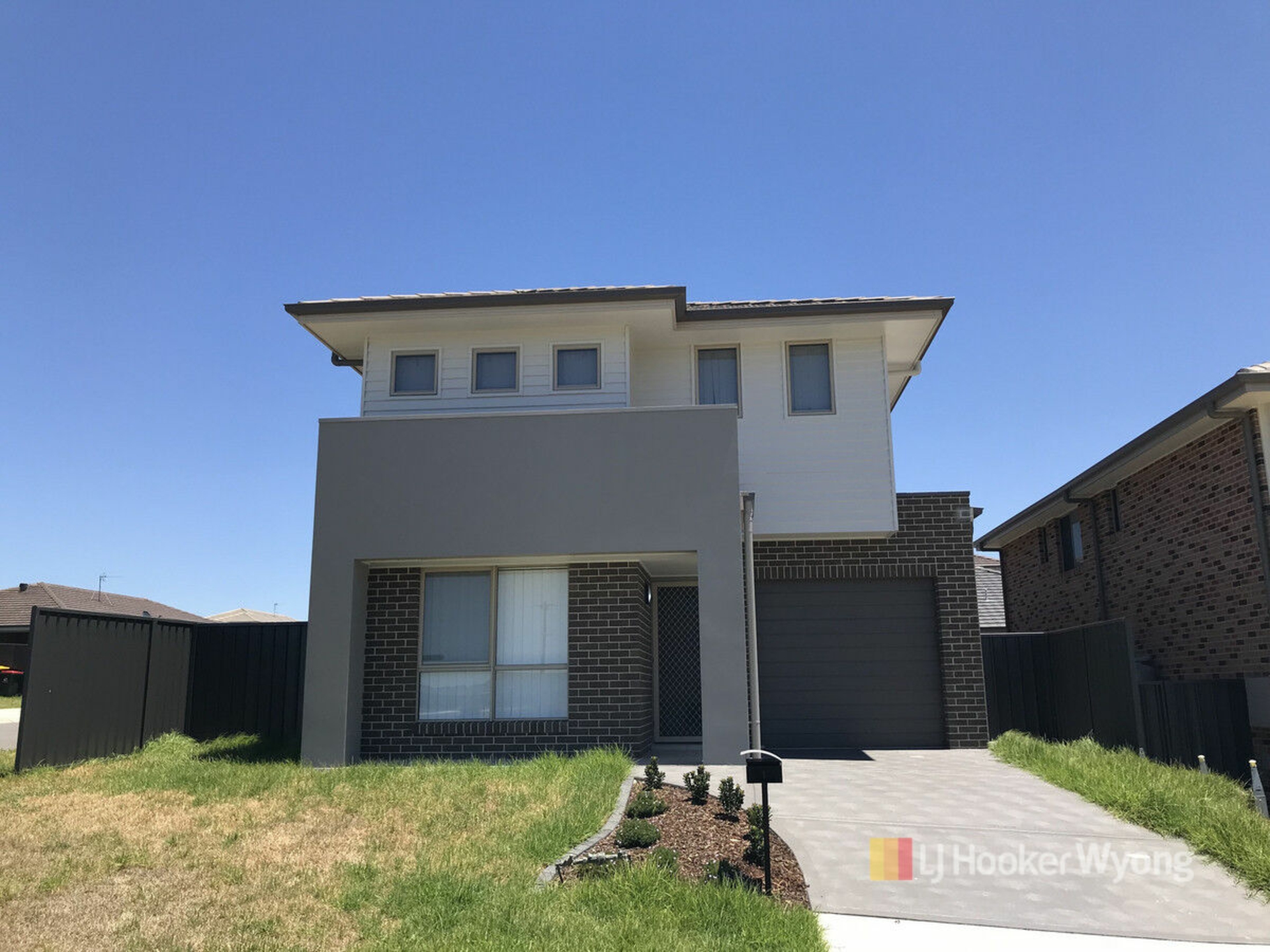 1 Evergreen Parade — photo from LJ Hooker Wyong