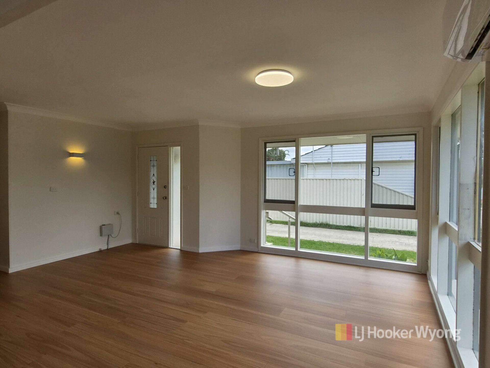 14 Avonlea Avenue — photo 9 of 27