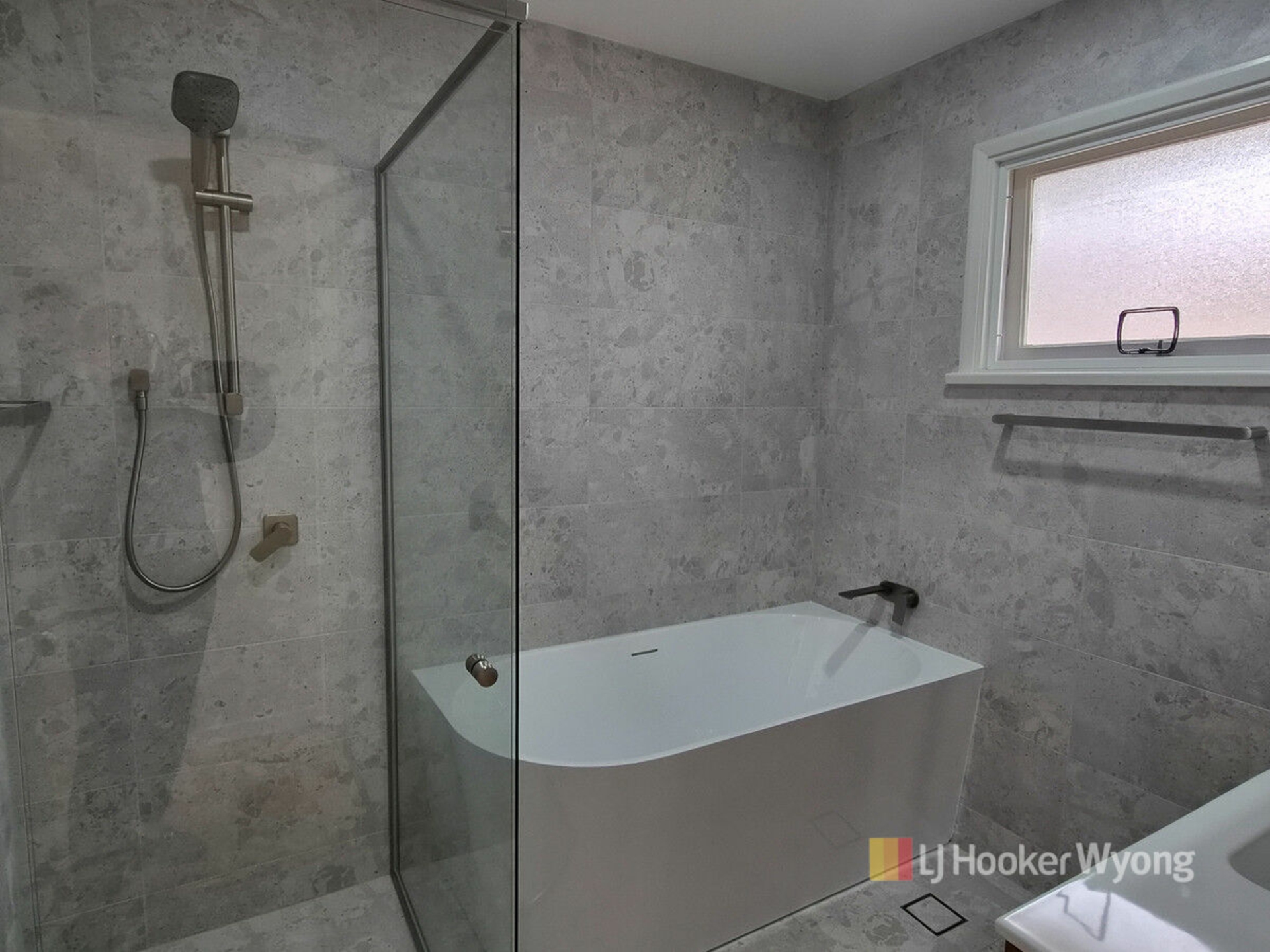 14 Avonlea Avenue — photo 14 of 27
