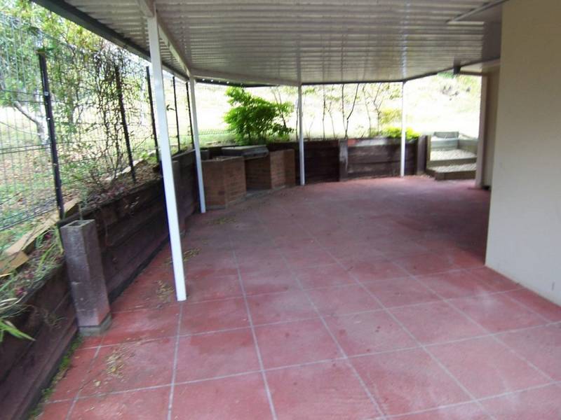 2 Neranda Court, HOLLAND PARK