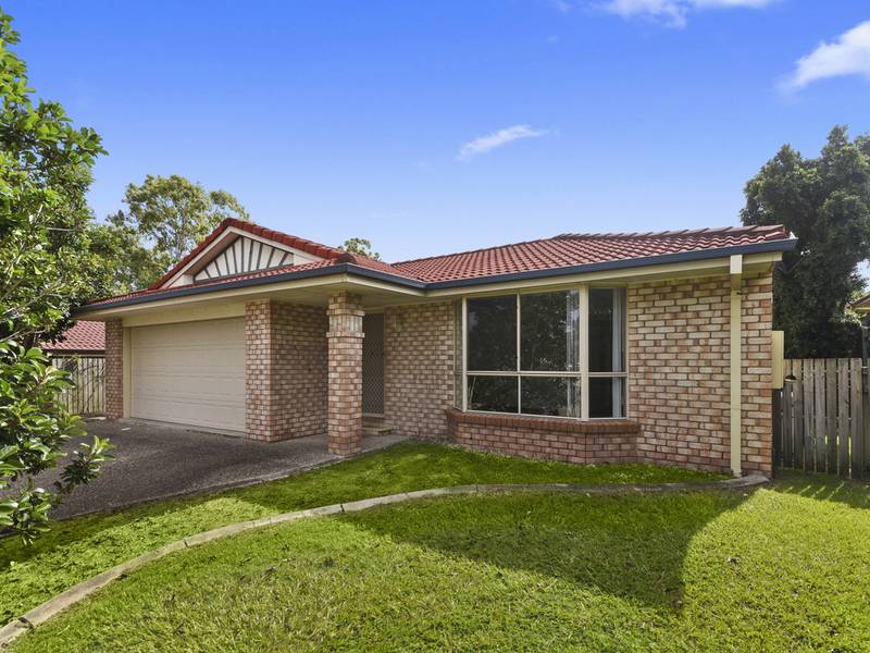 4 Bearke Place, BRACKEN RIDGE
