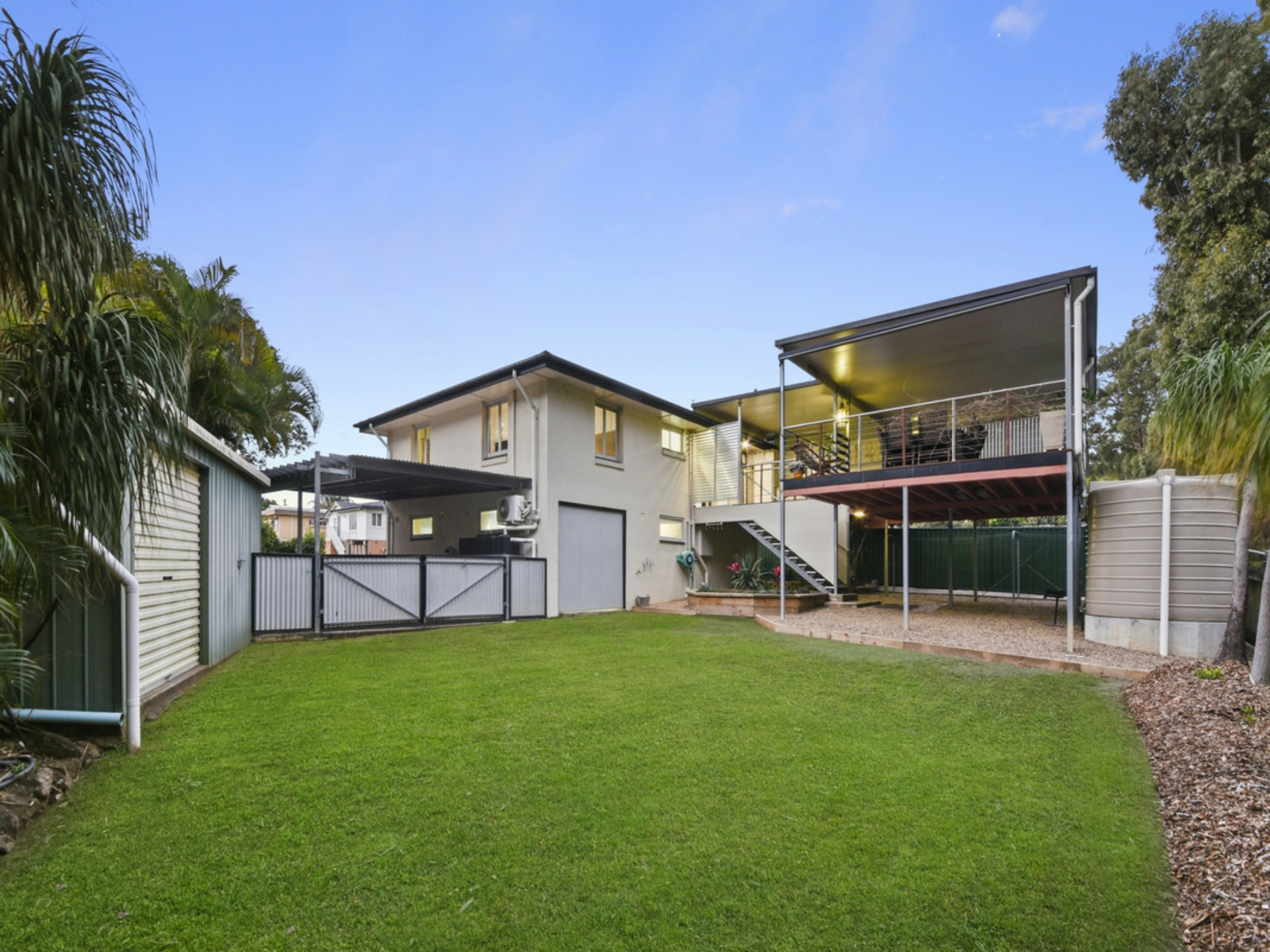 12 Larissa Street, GEEBUNG