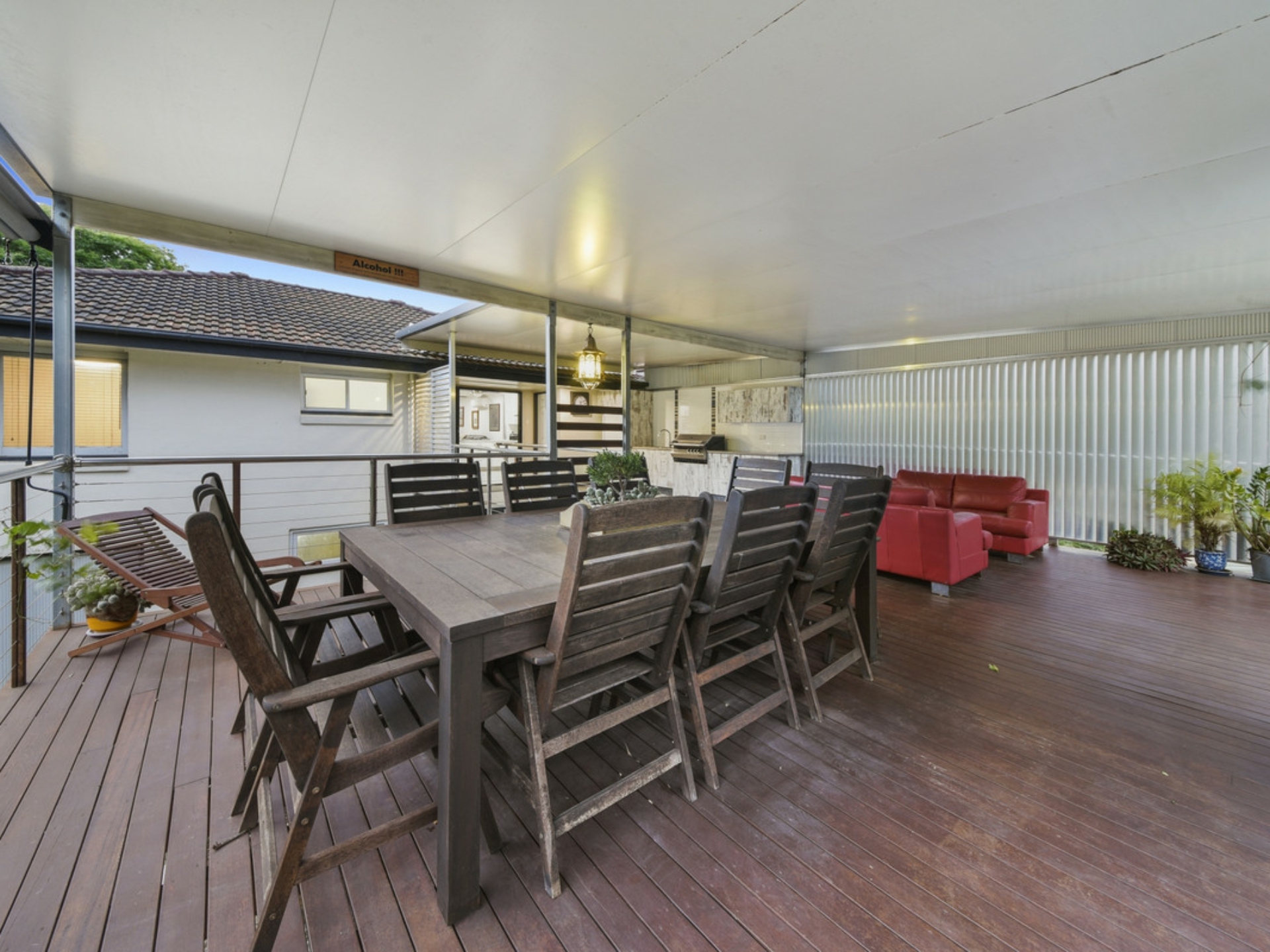 12 Larissa Street, GEEBUNG