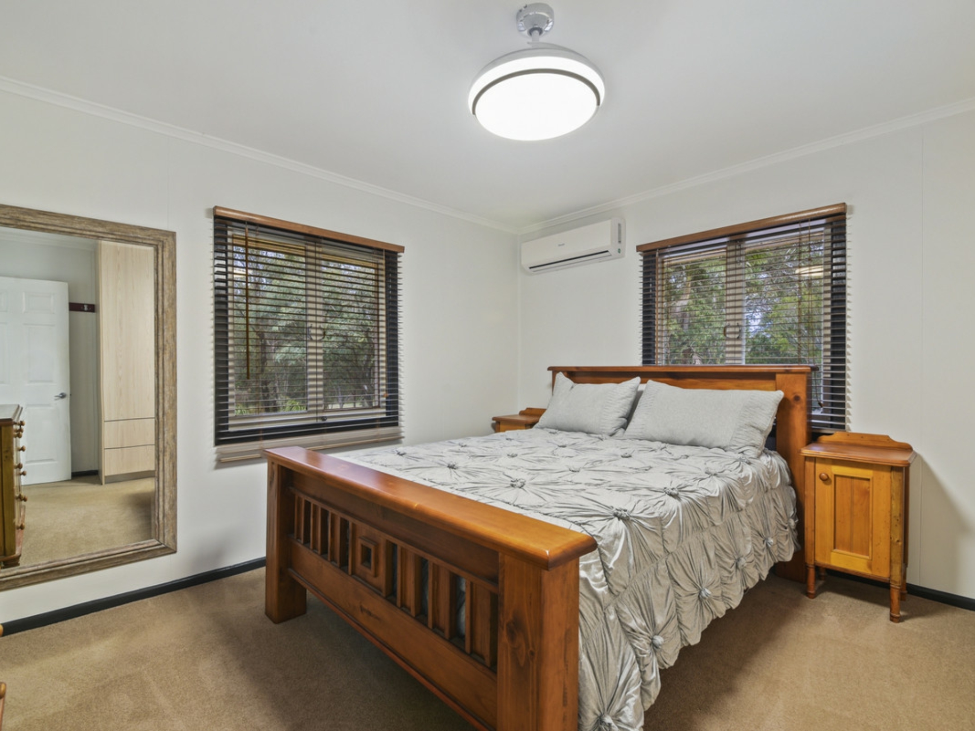 12 Larissa Street, GEEBUNG