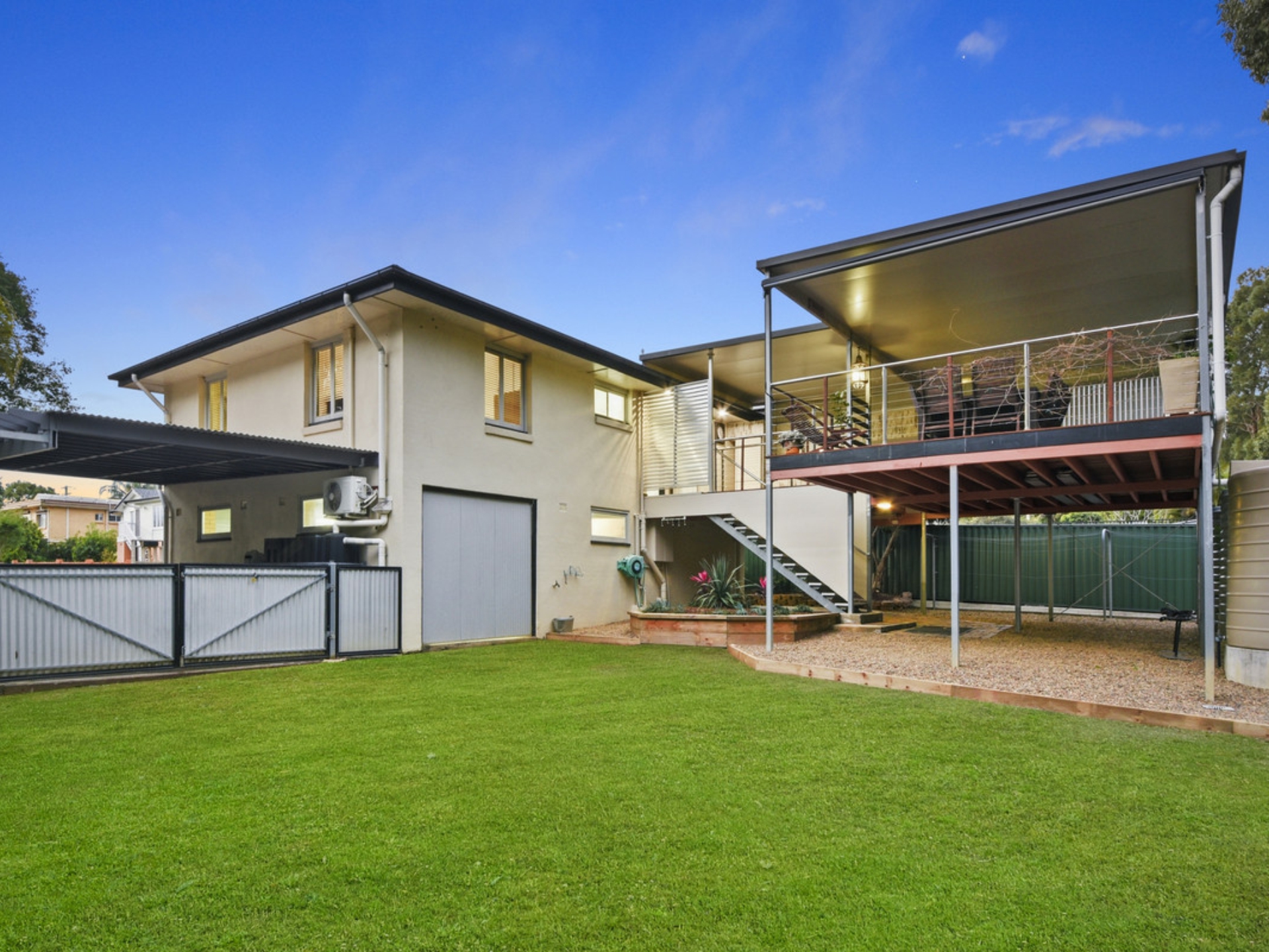 12 Larissa Street, GEEBUNG