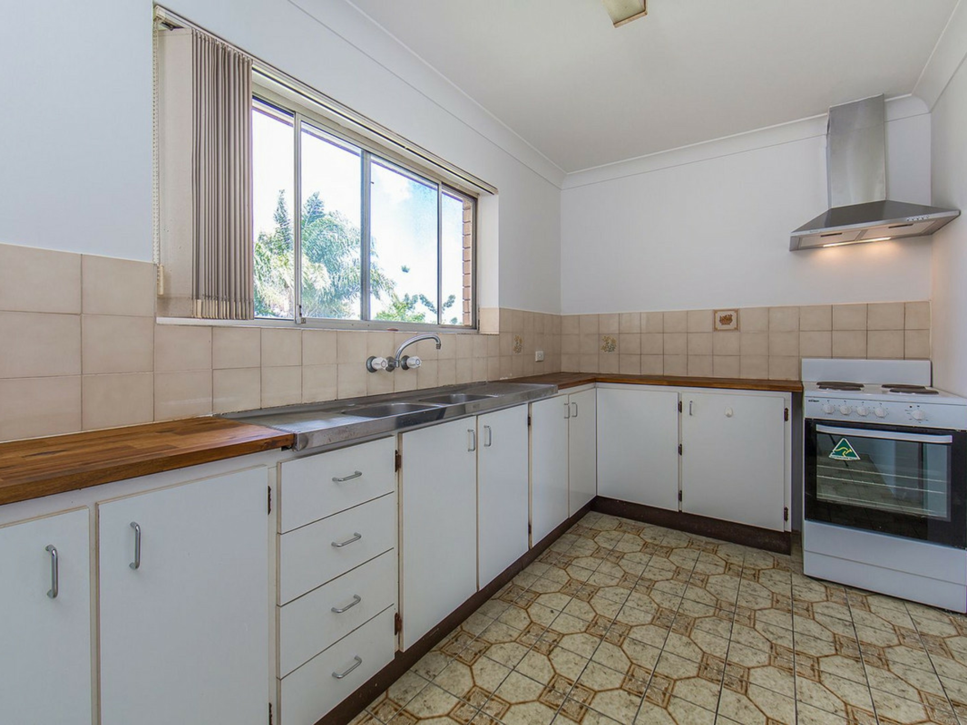 2/11 Lasseter Street, KEDRON