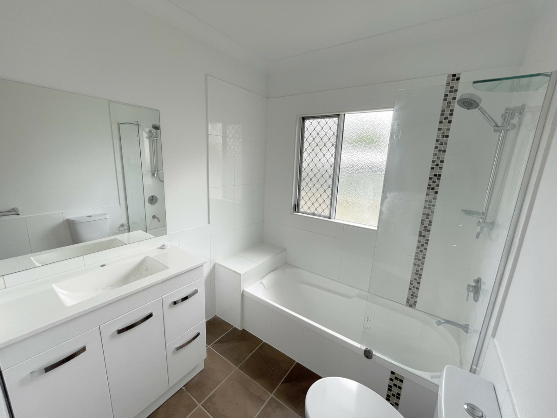 82 Blackwood Road, DEAGON