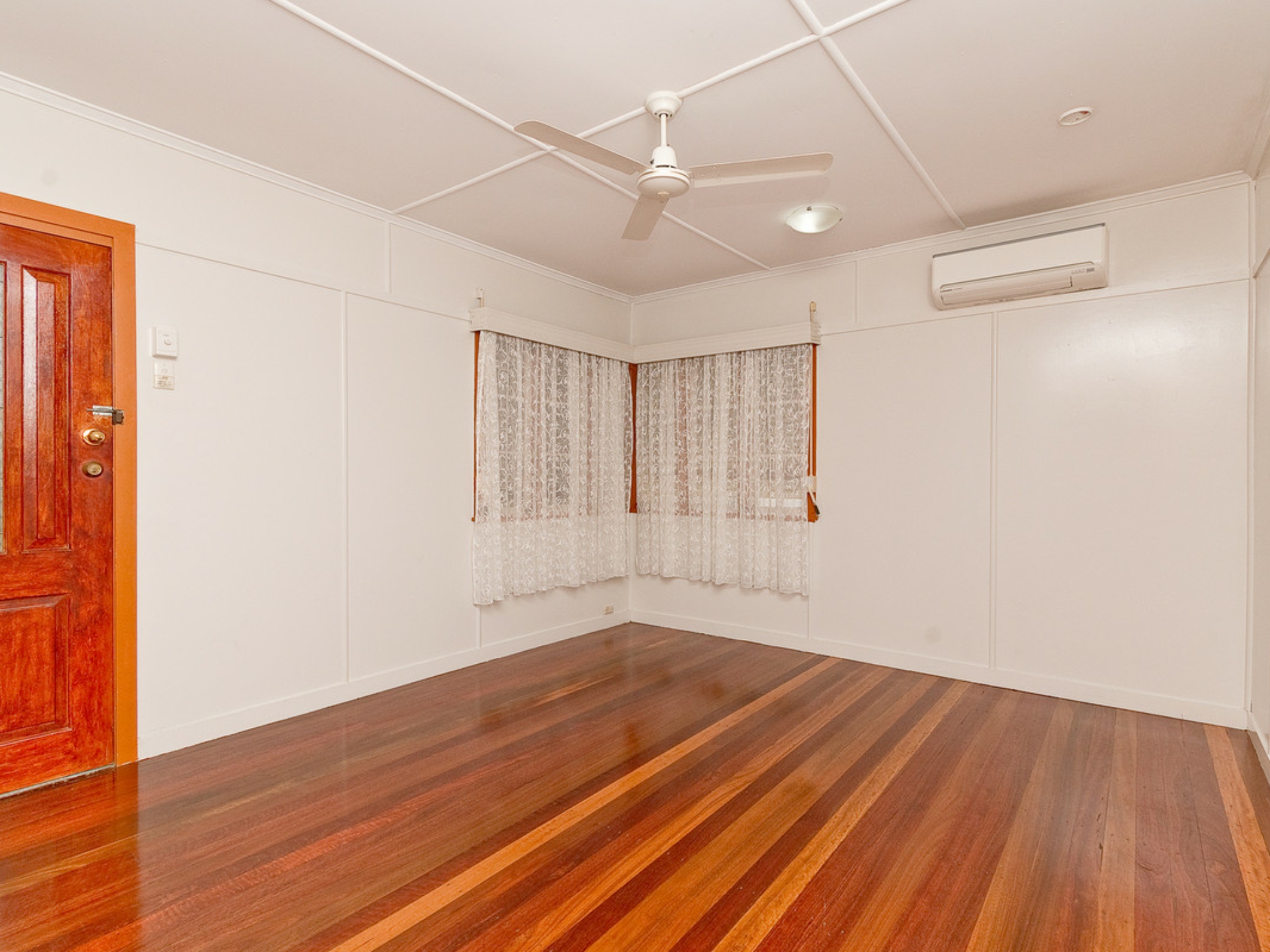 11 Yaralla Street, CHERMSIDE