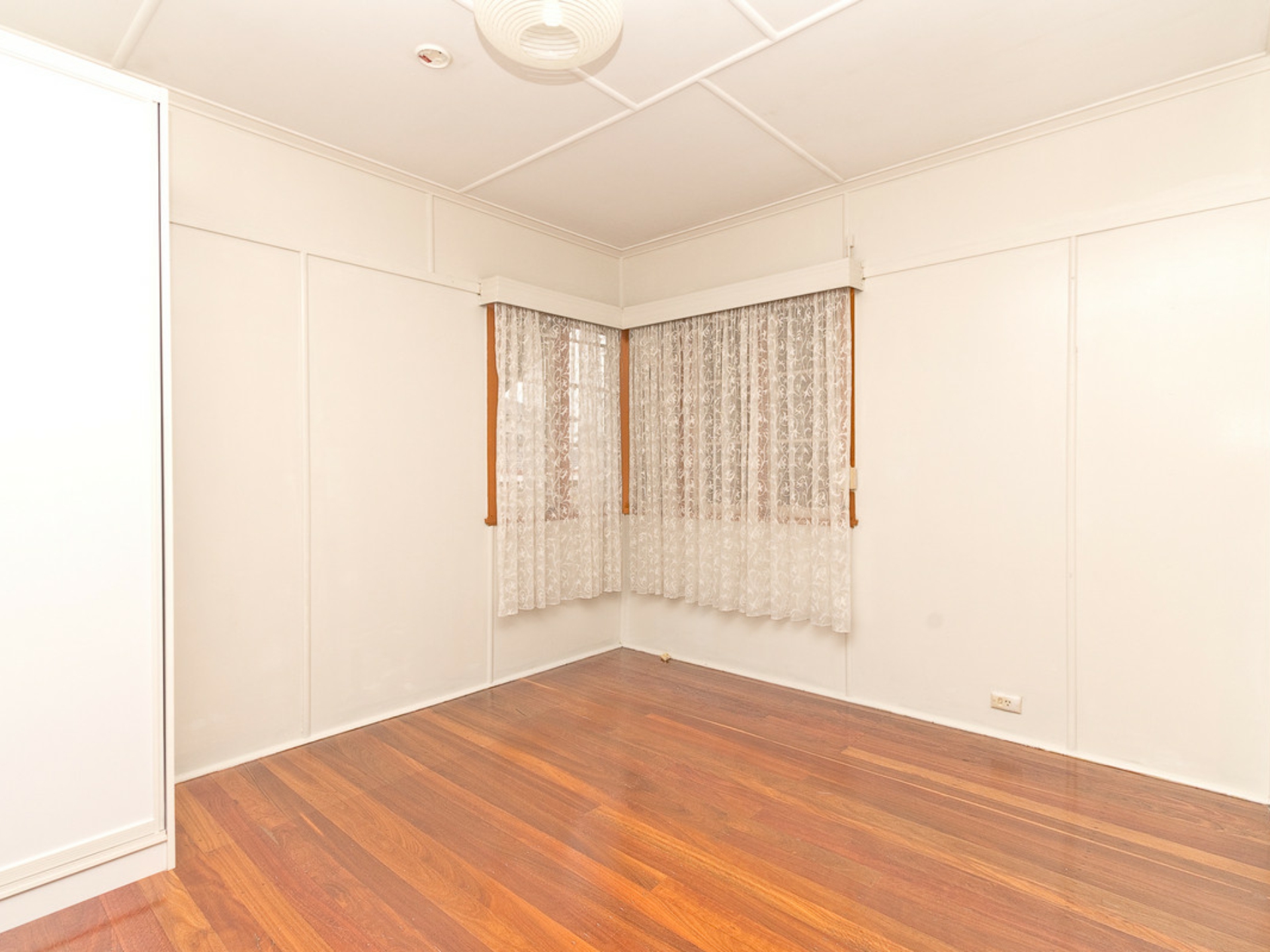 11 Yaralla Street, CHERMSIDE