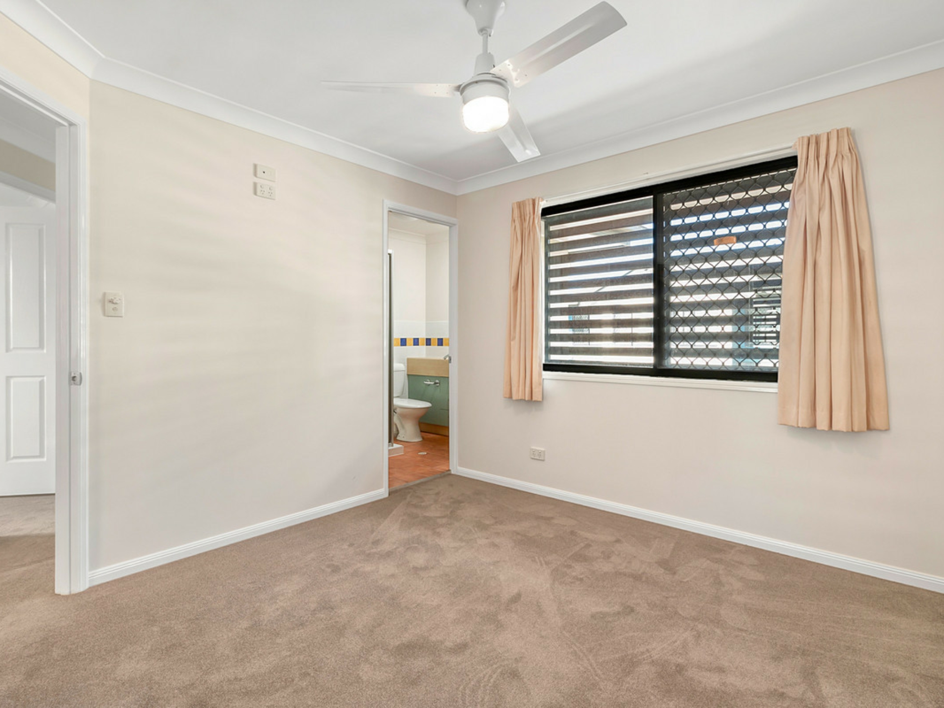 1/350 Hamilton Road, CHERMSIDE