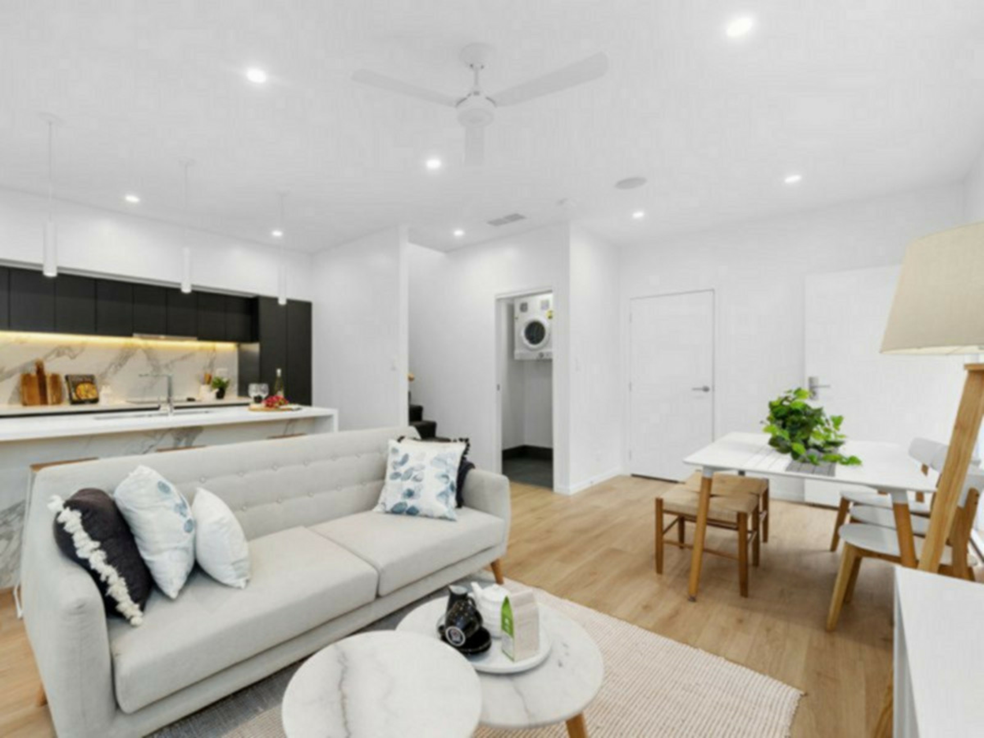16/906 Hamilton Road, MCDOWALL