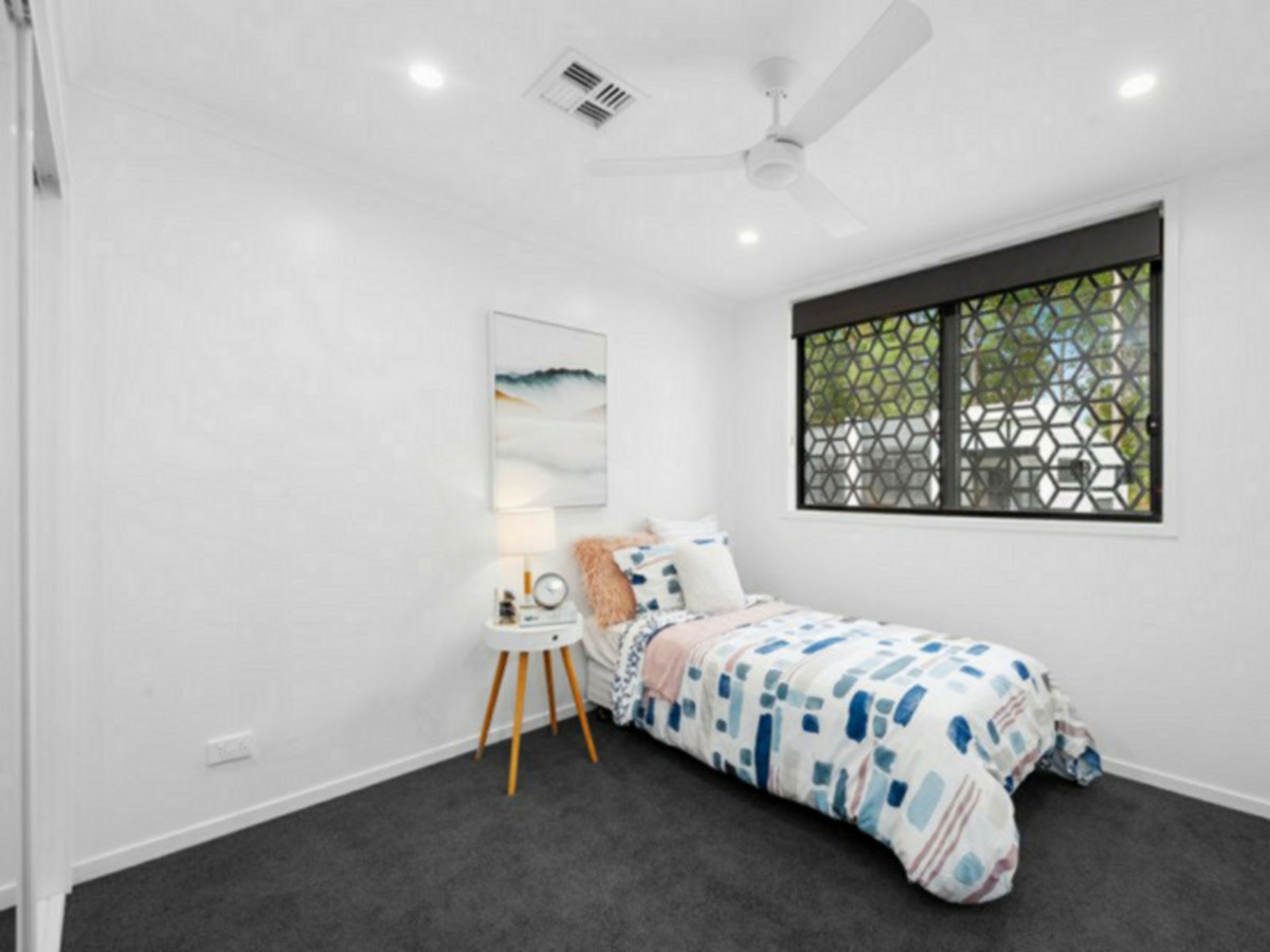 16/906 Hamilton Road, MCDOWALL