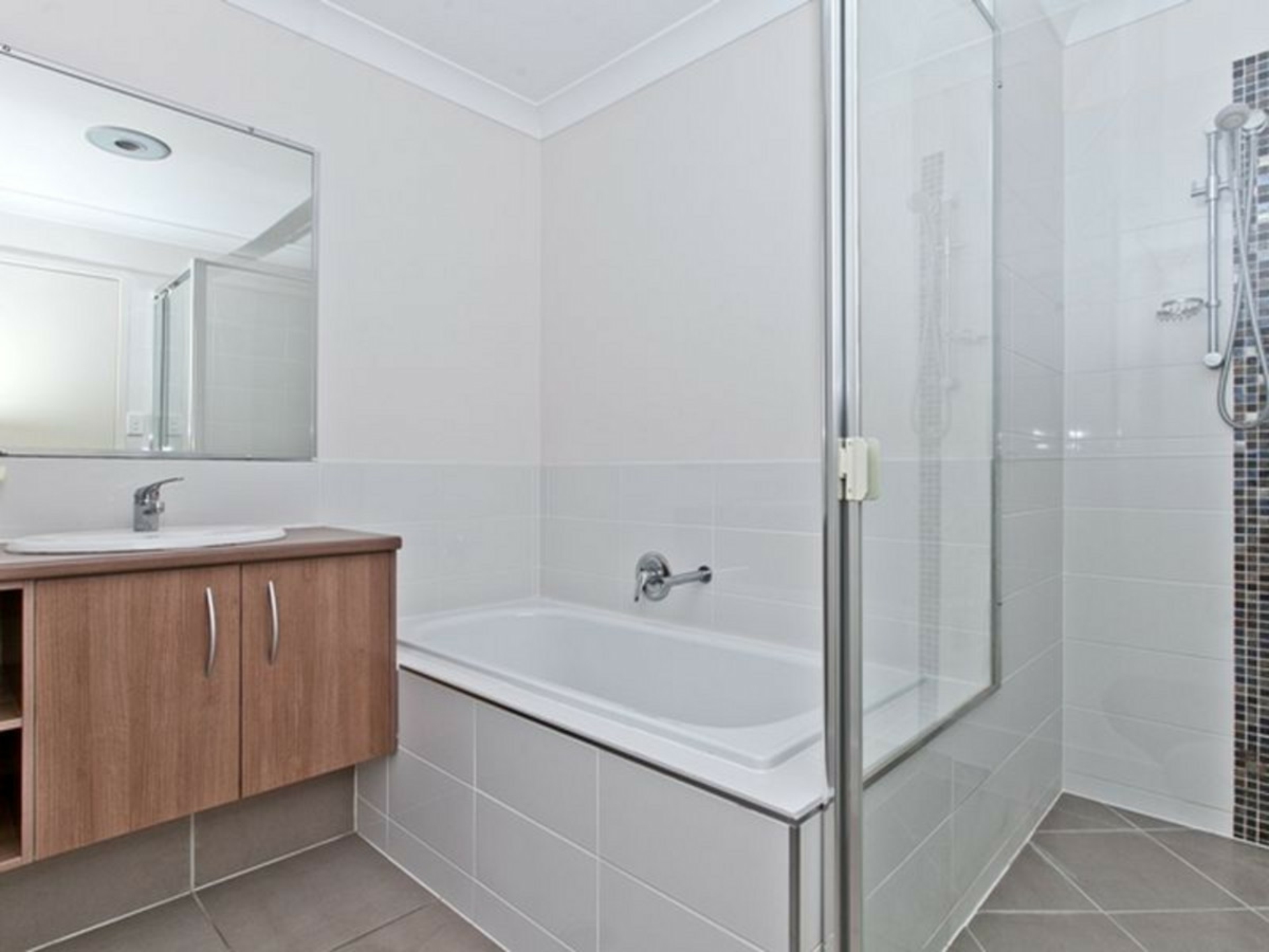 9 Carnarvon Crescent, FITZGIBBON