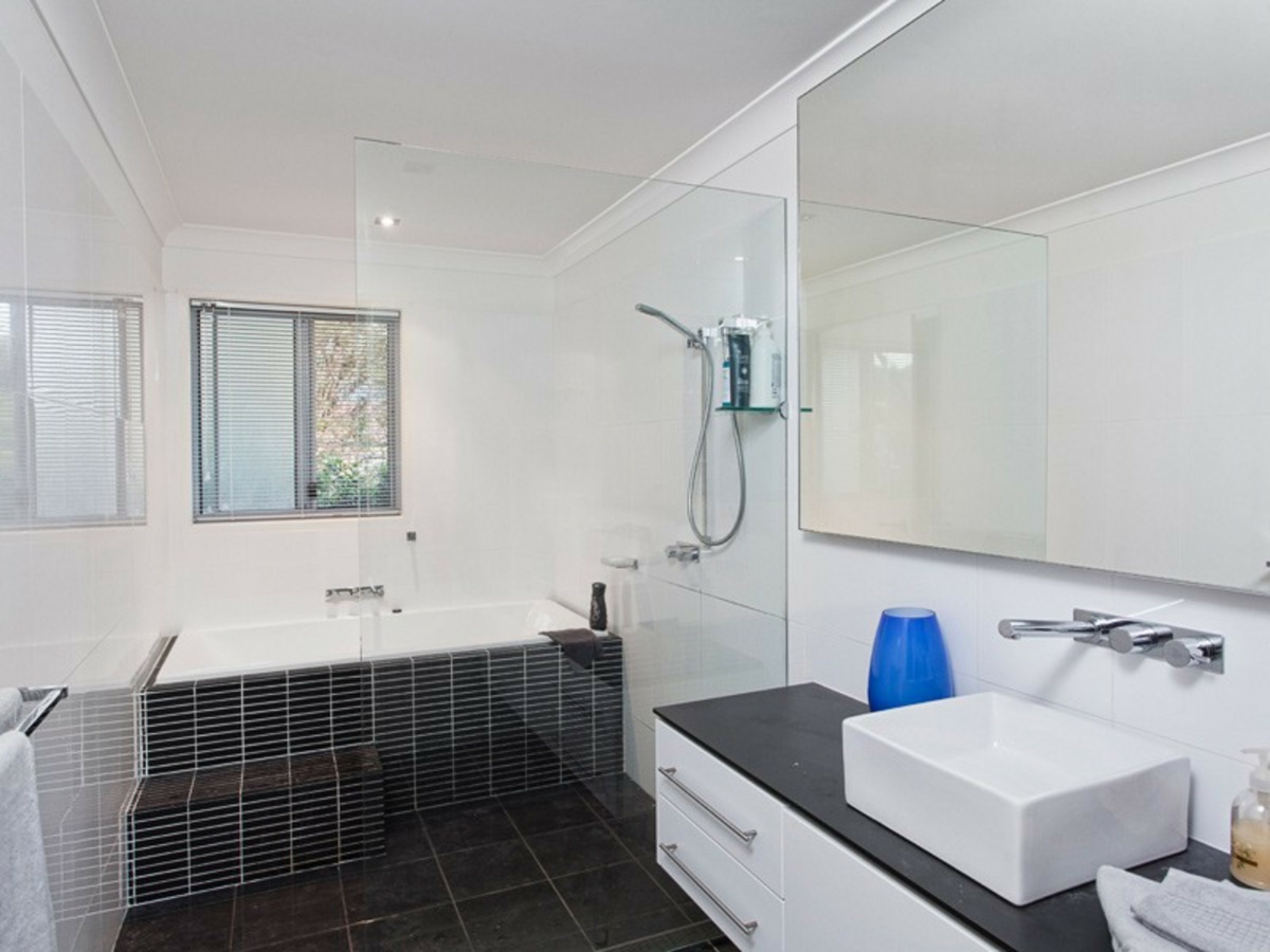42 Scott Street, KEDRON