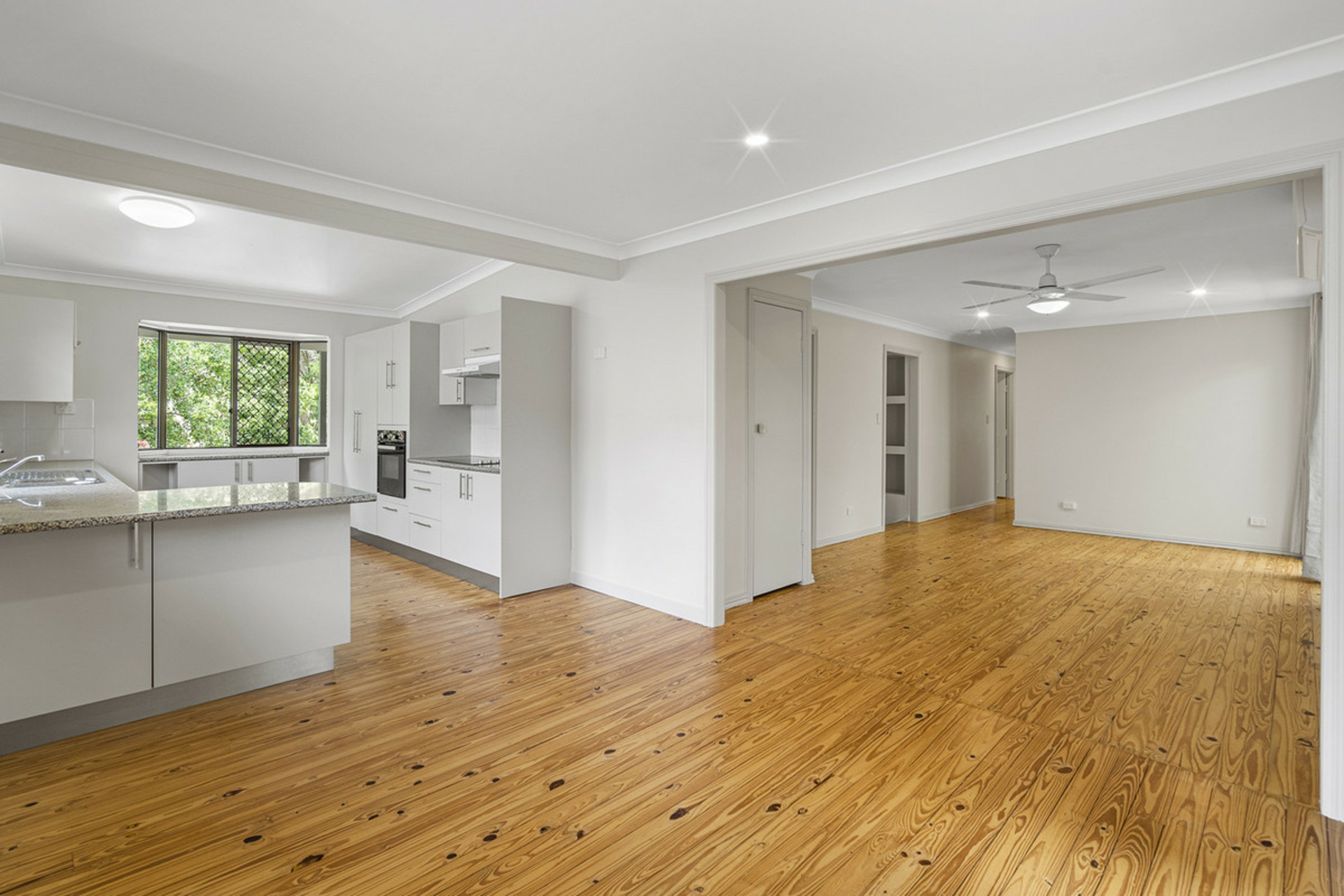 6 Garfield Terrace, EVERTON HILLS