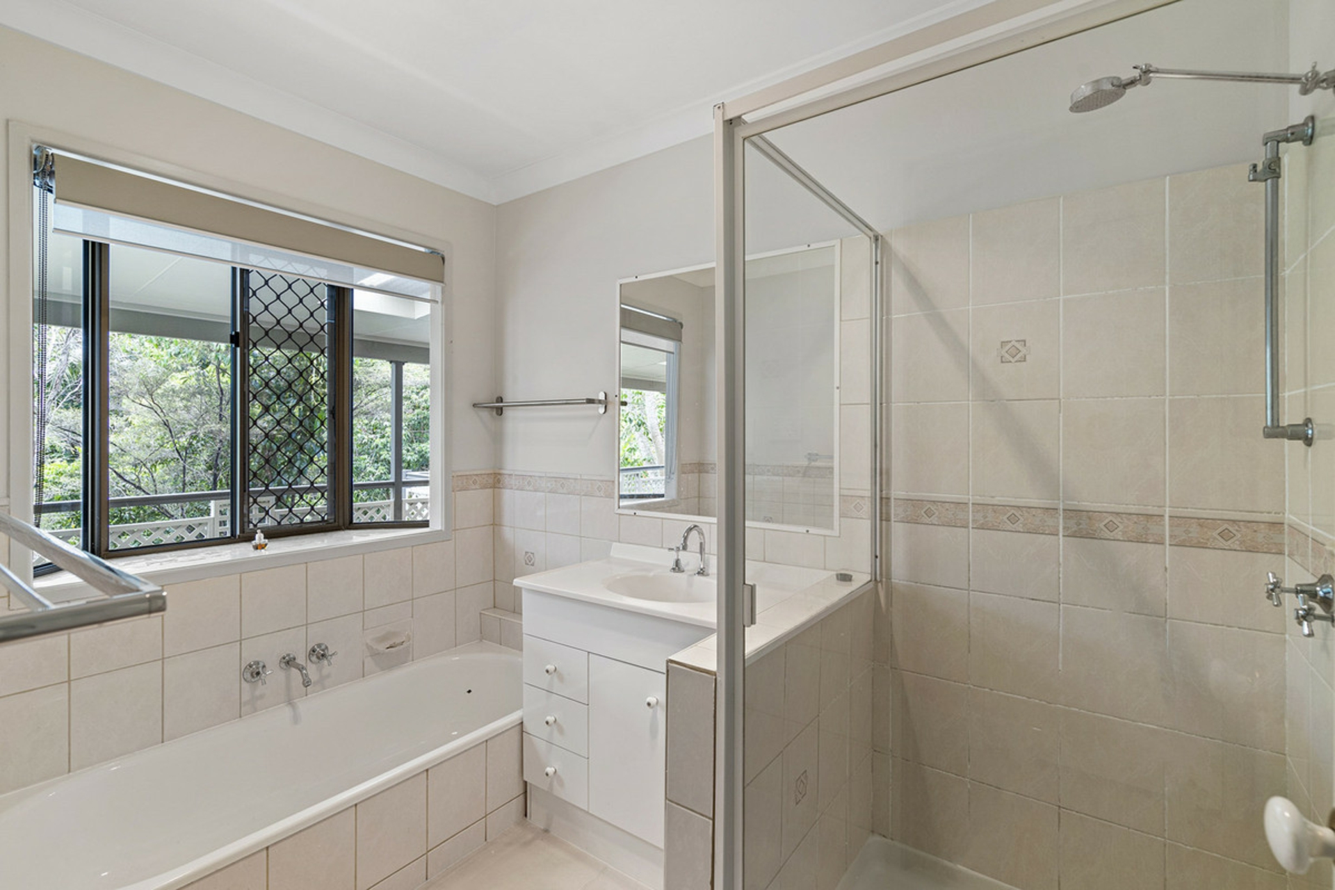6 Garfield Terrace, EVERTON HILLS