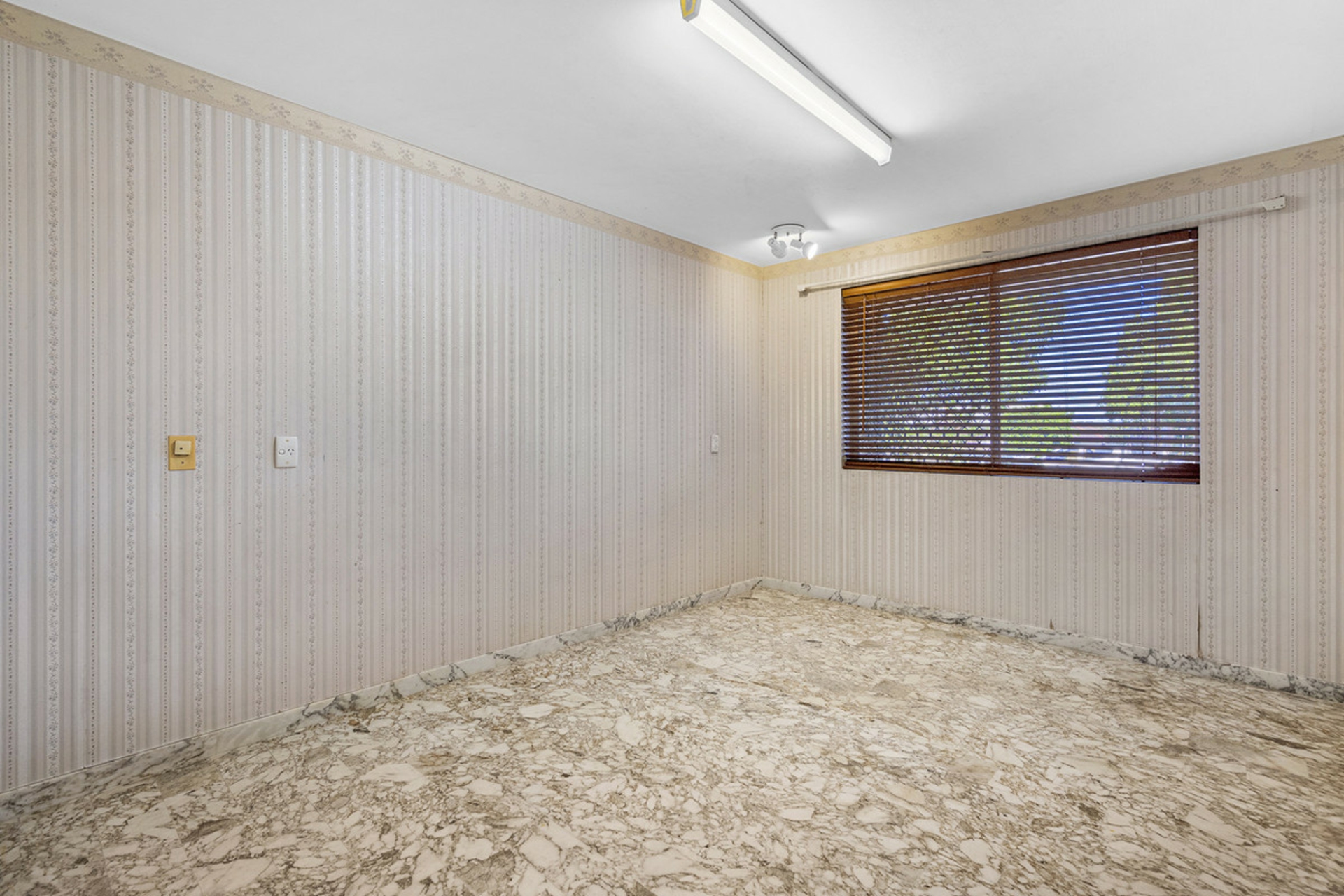 8 Hillhouse Street, ASPLEY