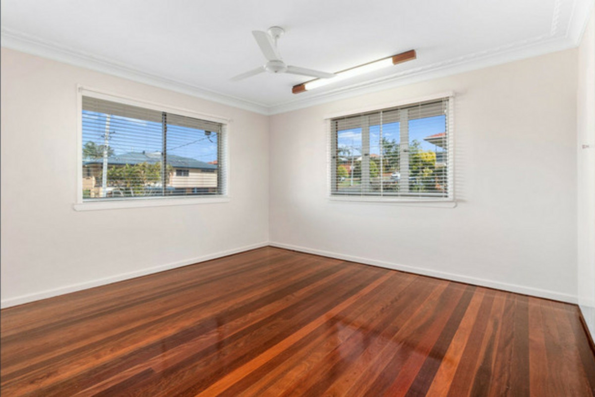 9 Kanofski Street, CHERMSIDE WEST