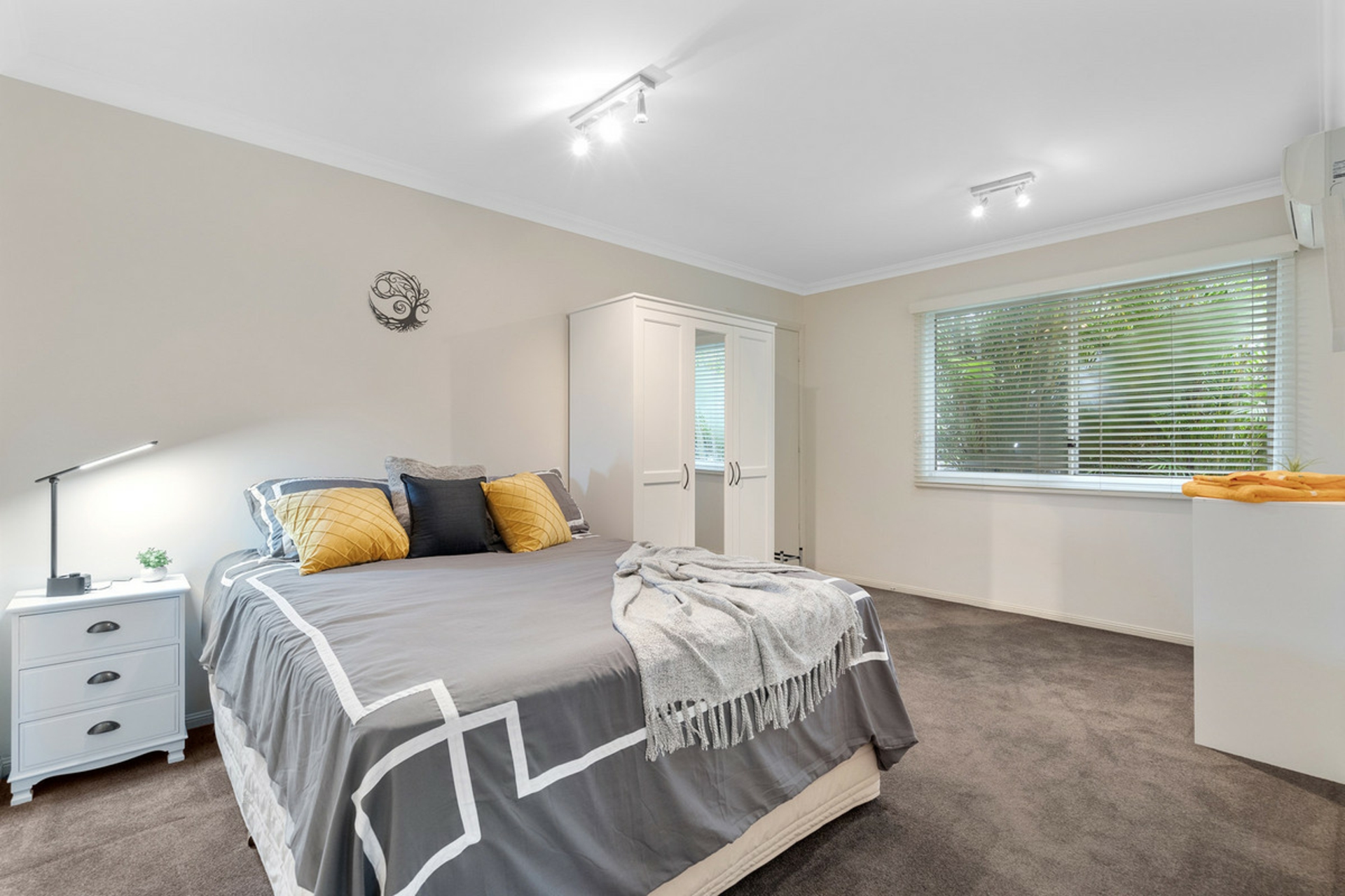 2/27 Reinhold Crescent, CHERMSIDE
