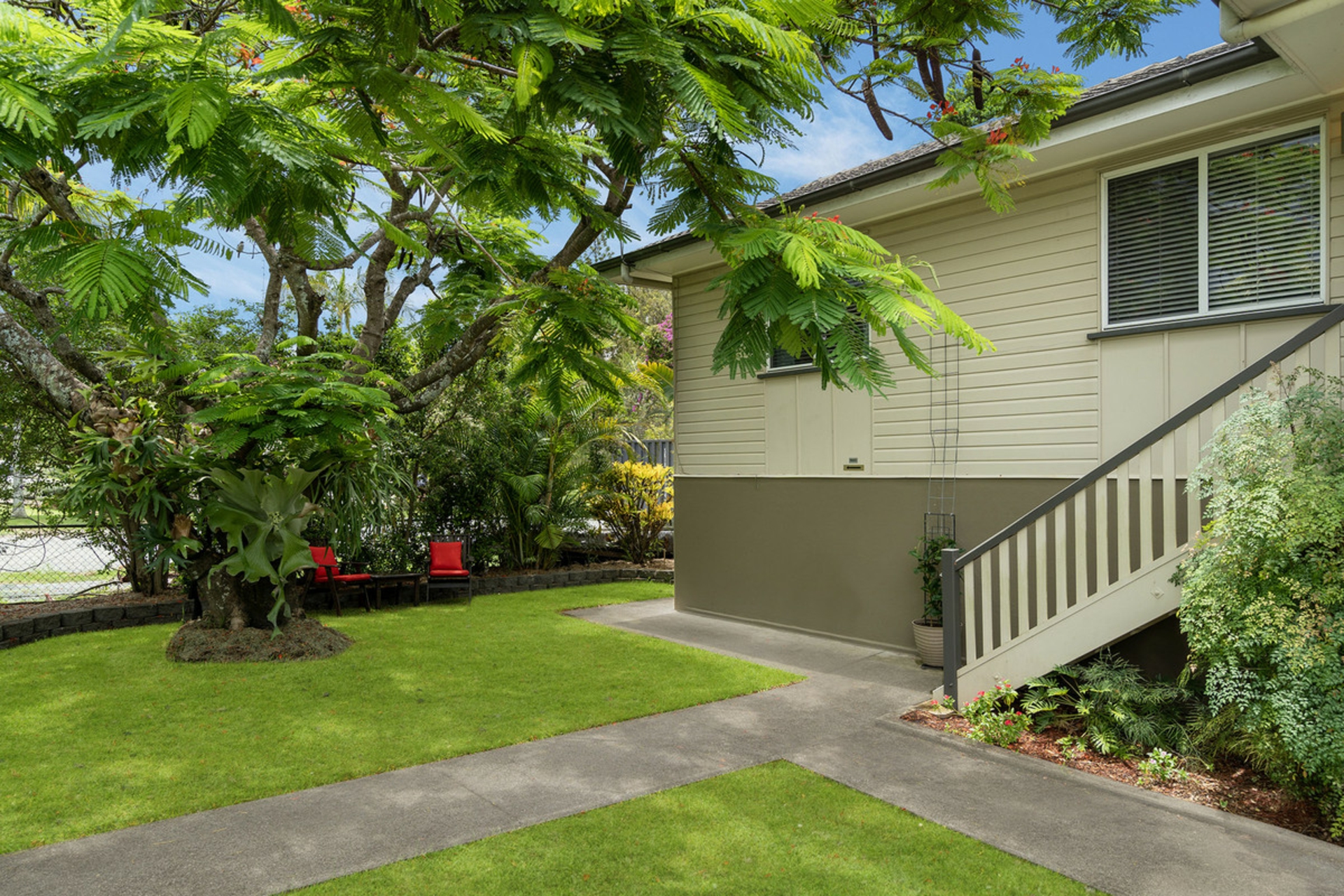 2/27 Reinhold Crescent, CHERMSIDE