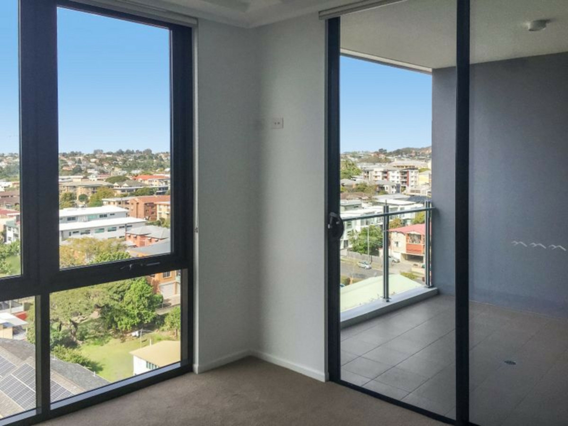 2093/123 Cavendish Road, COORPAROO
