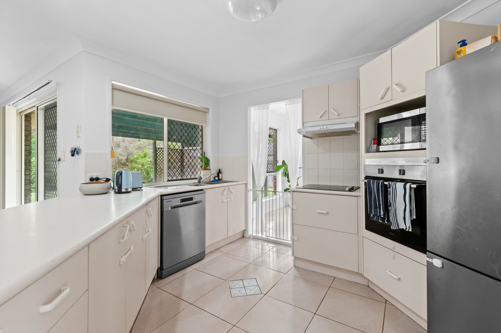 100 Albany Forest Drive, ALBANY CREEK