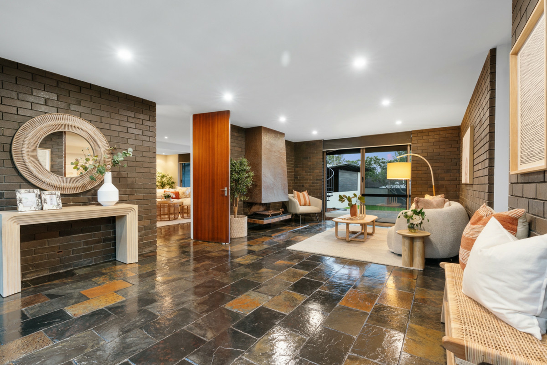 11 Ashley Road, CHERMSIDE WEST