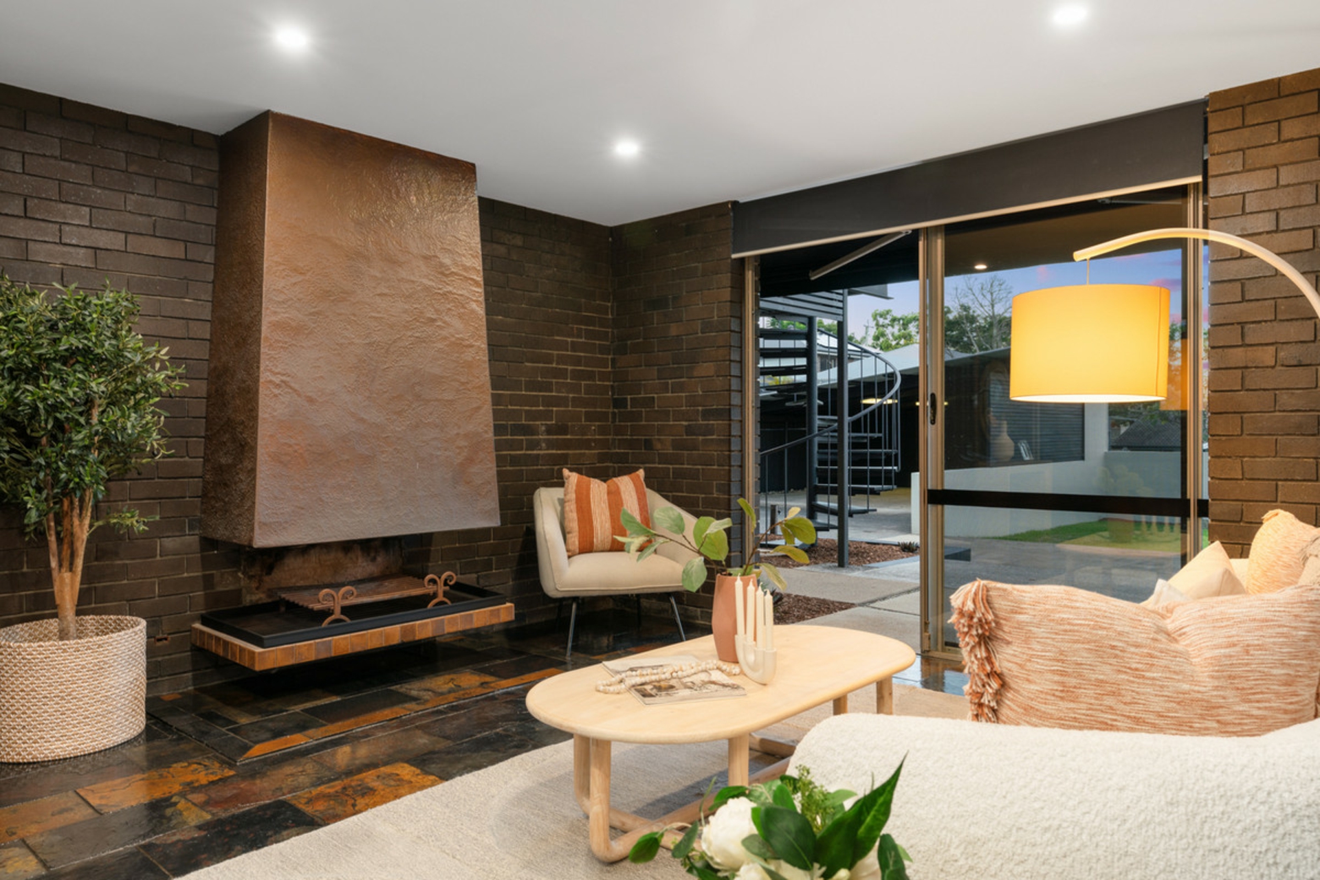 11 Ashley Road, CHERMSIDE WEST