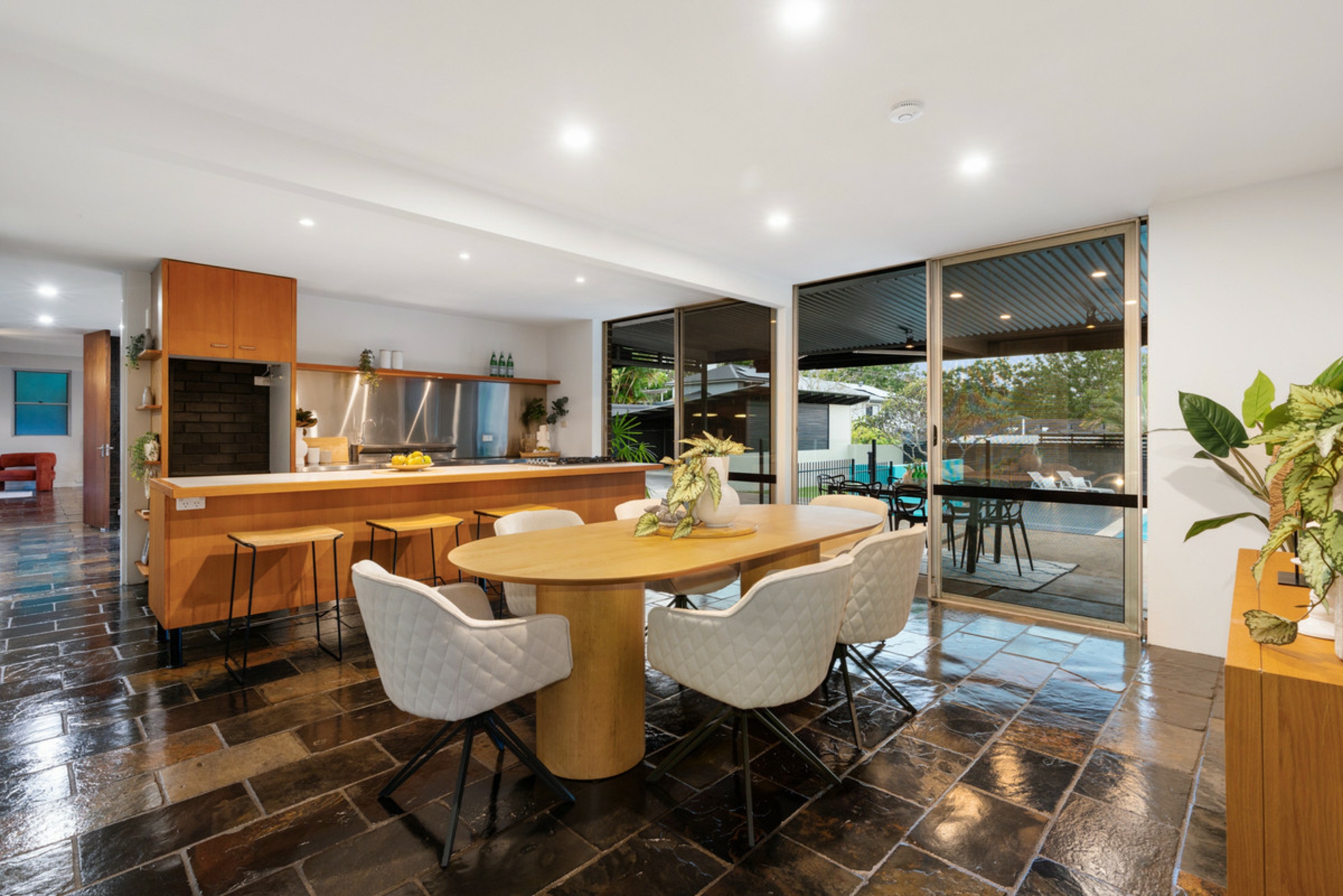 11 Ashley Road, CHERMSIDE WEST