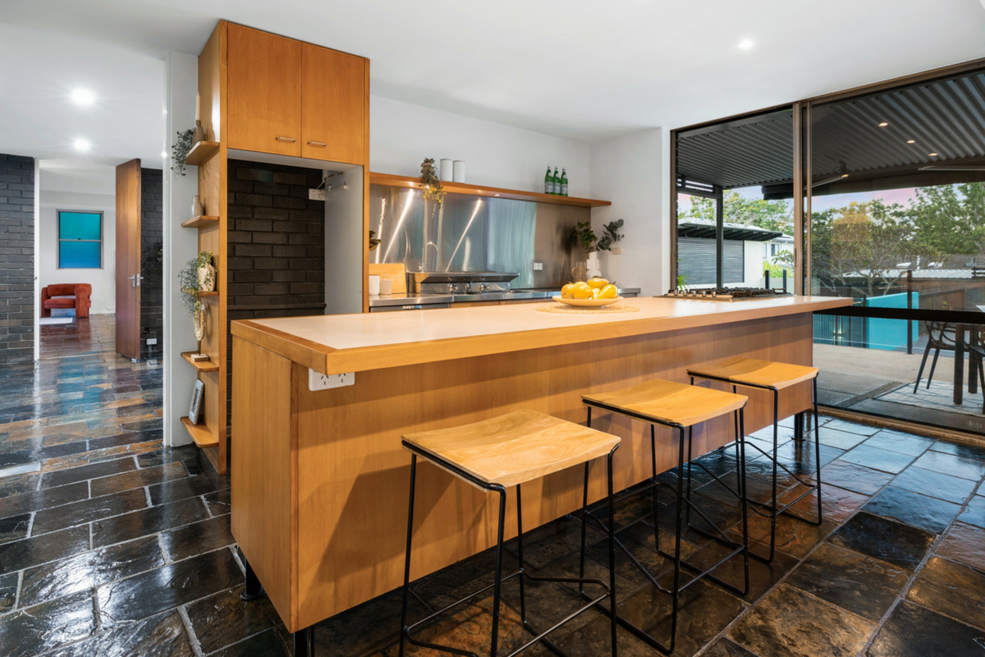 11 Ashley Road, CHERMSIDE WEST