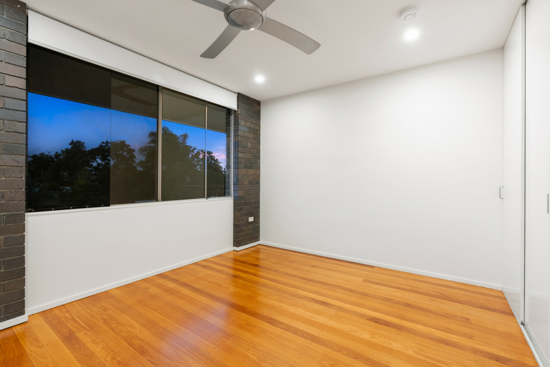 11 Ashley Road, CHERMSIDE WEST