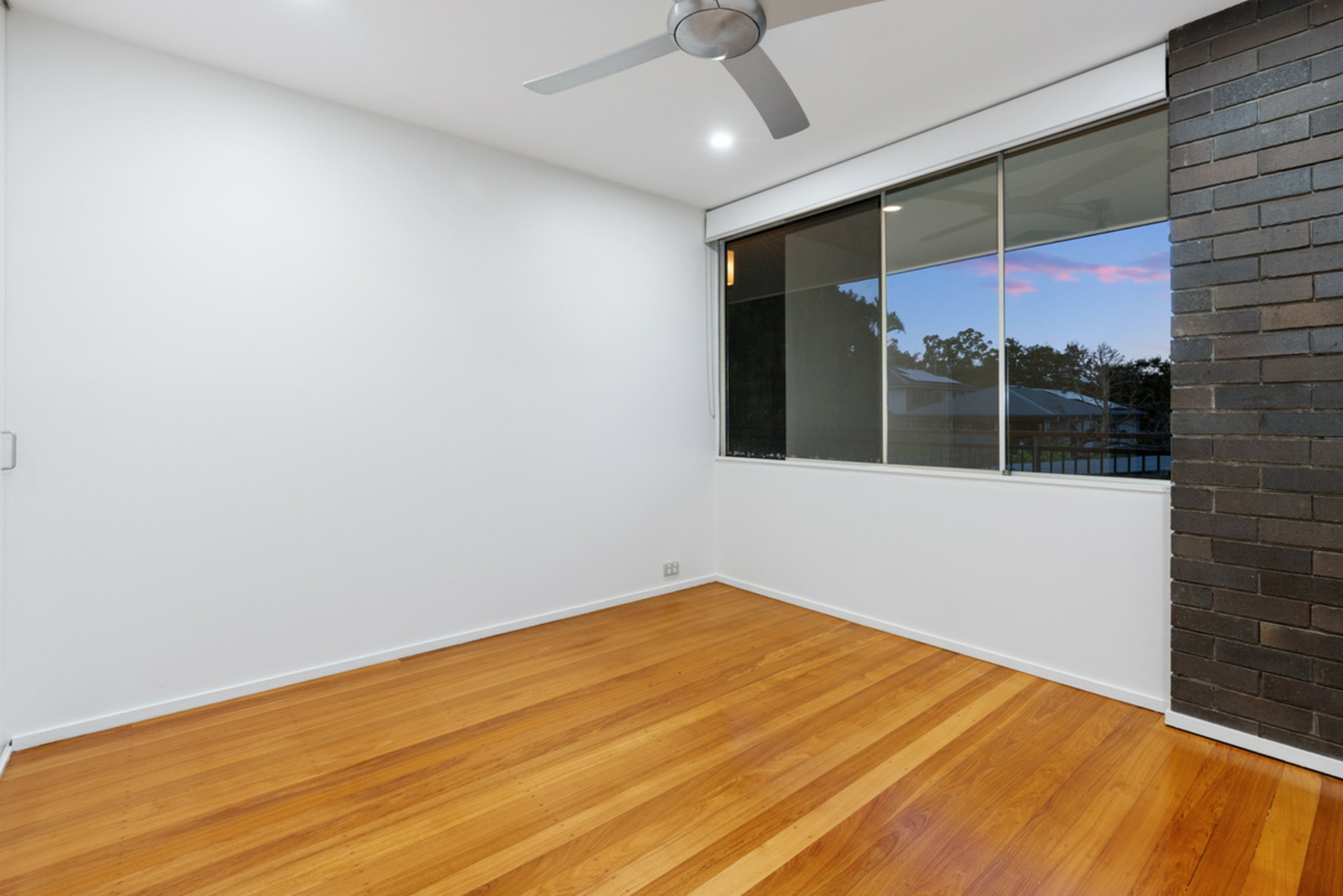 11 Ashley Road, CHERMSIDE WEST