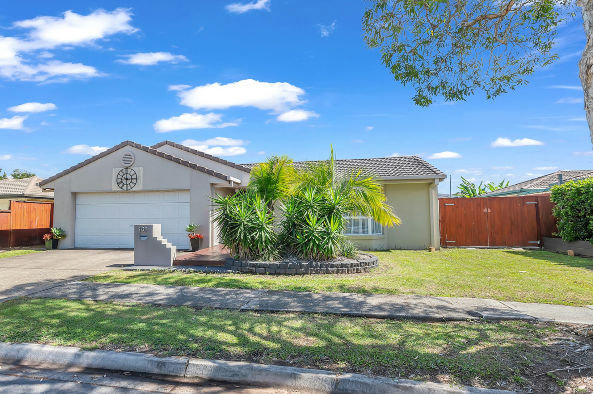 141 College Way, Boondall