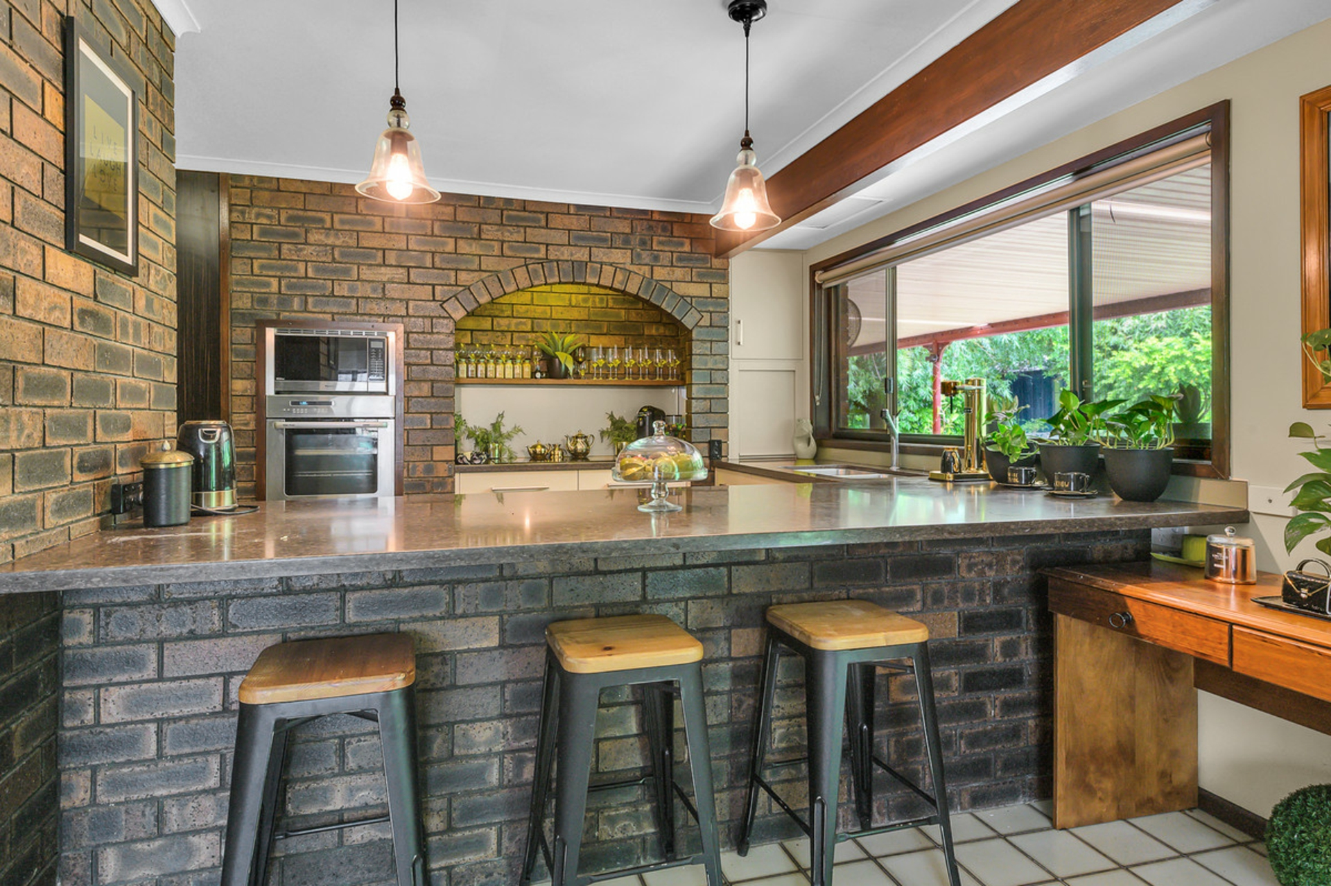 25 Ashley Road, CHERMSIDE WEST