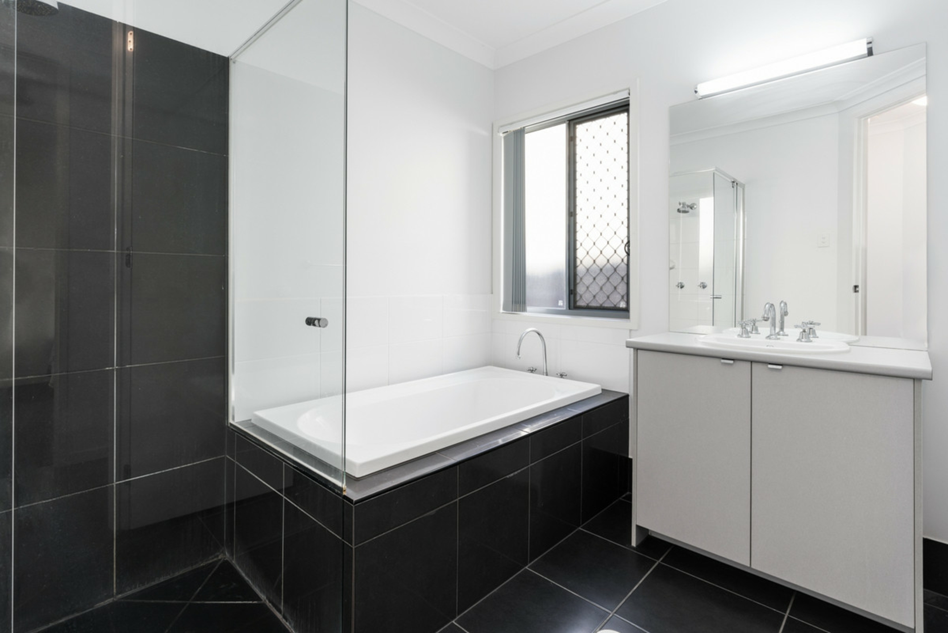 7 Botticelli Close, CARSELDINE