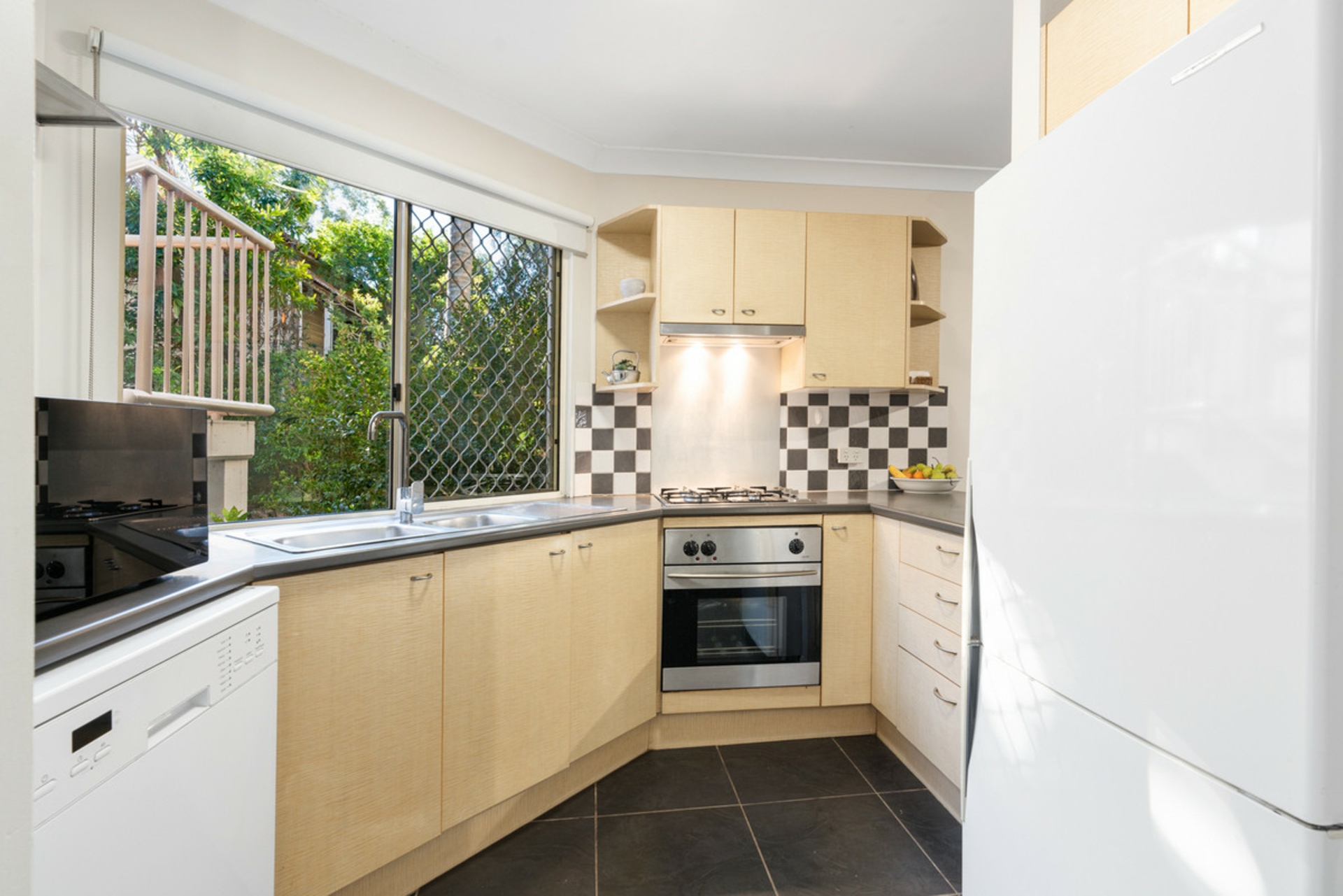 1/35 Silva Street, ASCOT