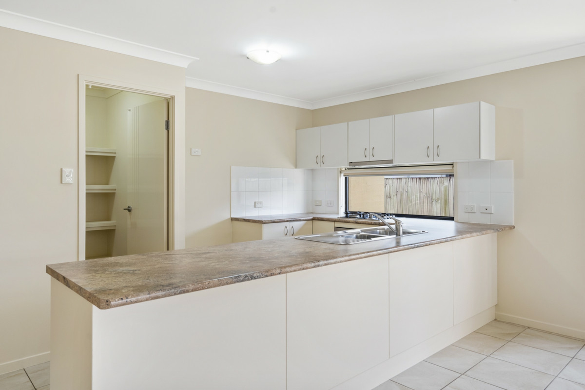 77 Cowie Road, CARSELDINE