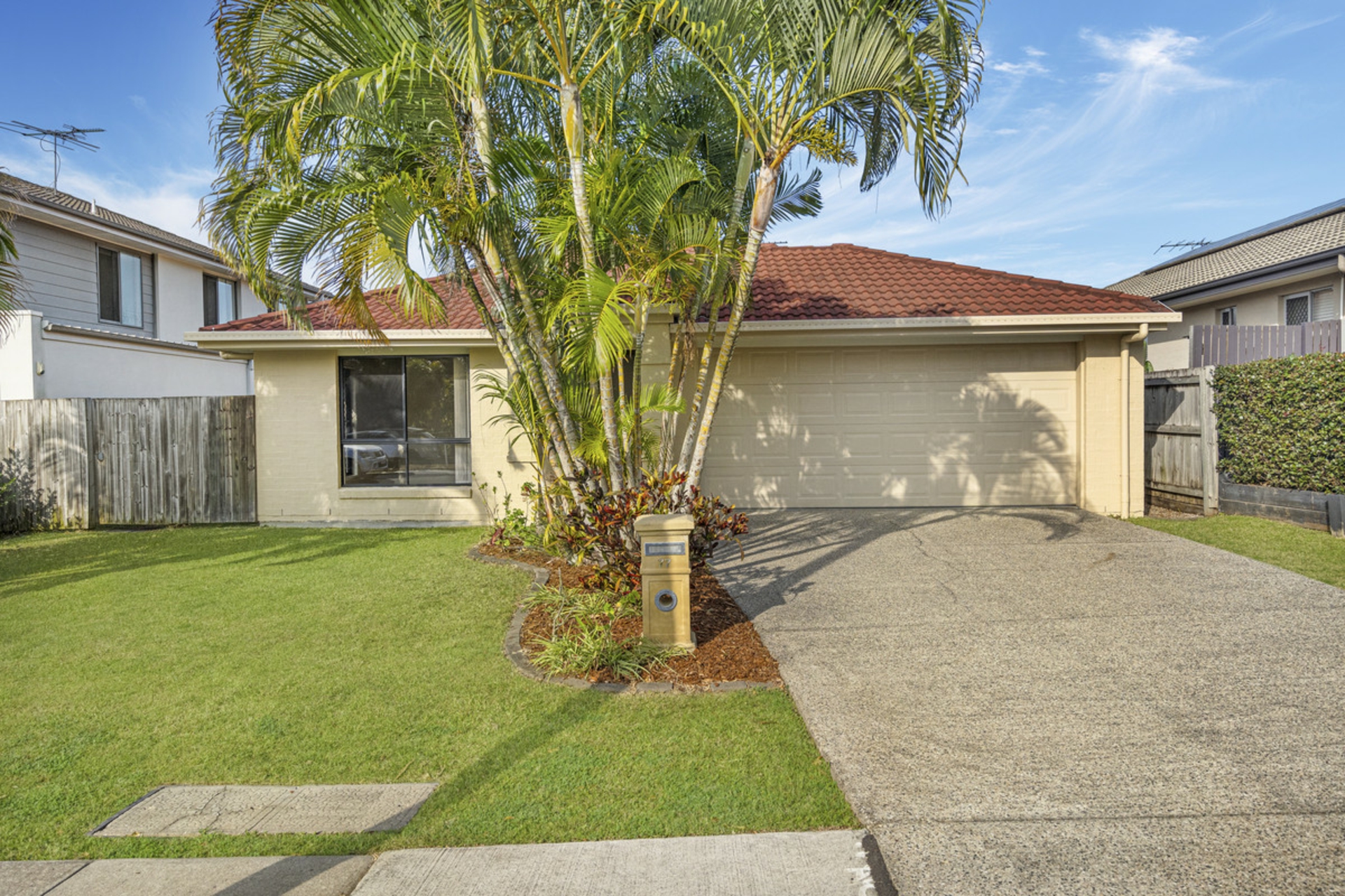 77 Cowie Road, CARSELDINE