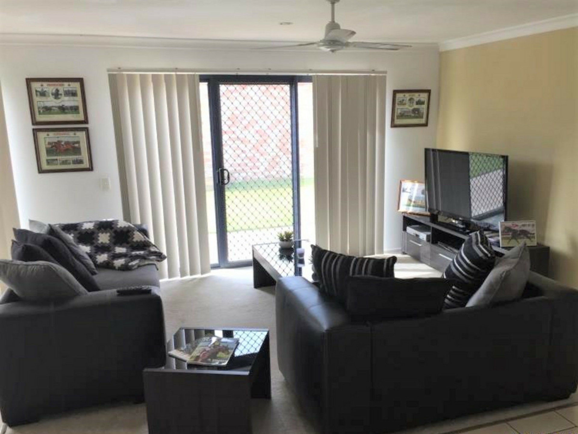 40 Village Way, BRACKEN RIDGE