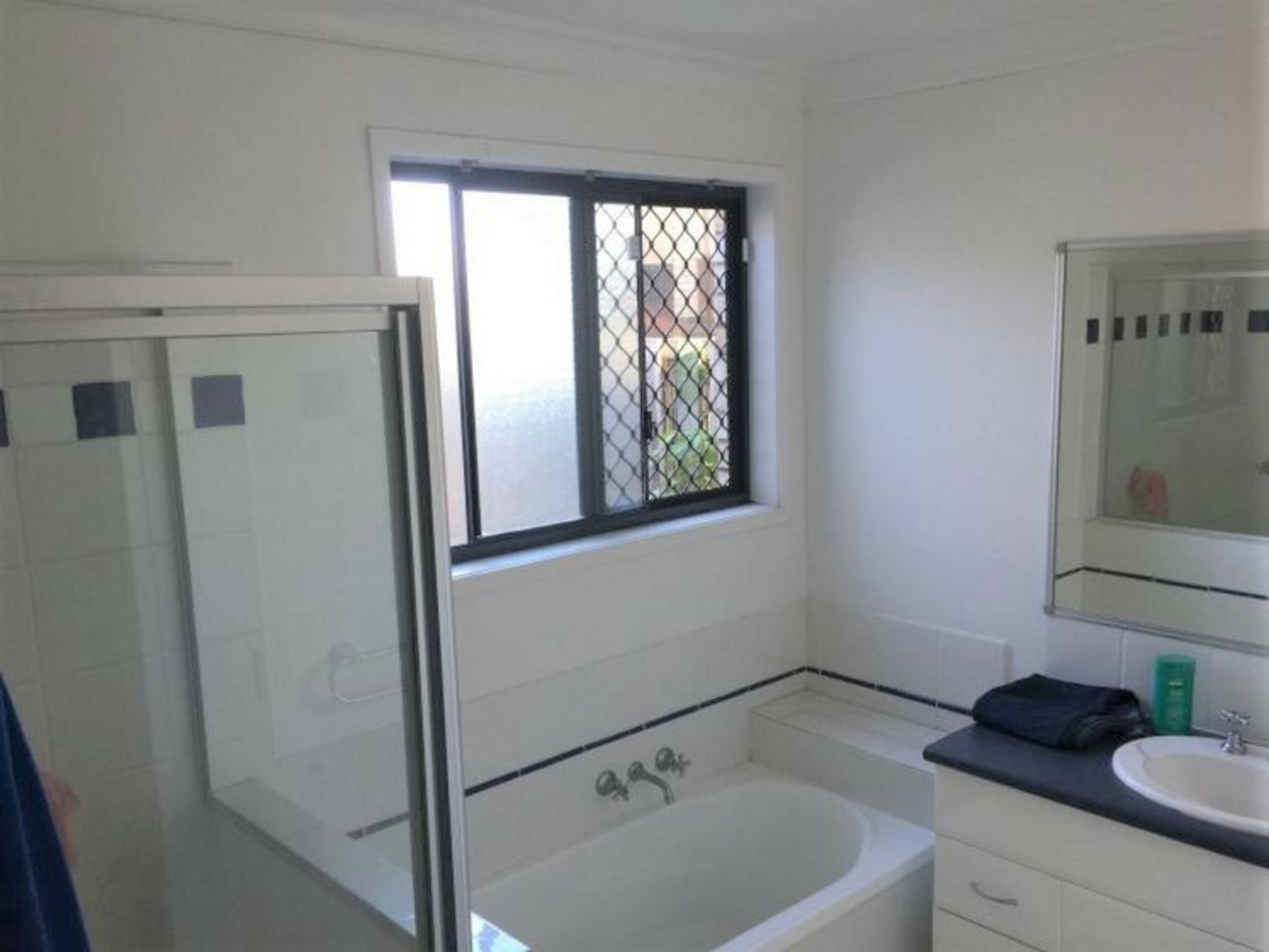 40 Village Way, BRACKEN RIDGE