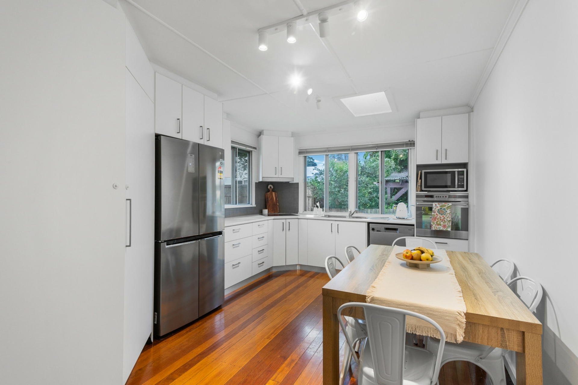 18 Alleena Street, CHERMSIDE