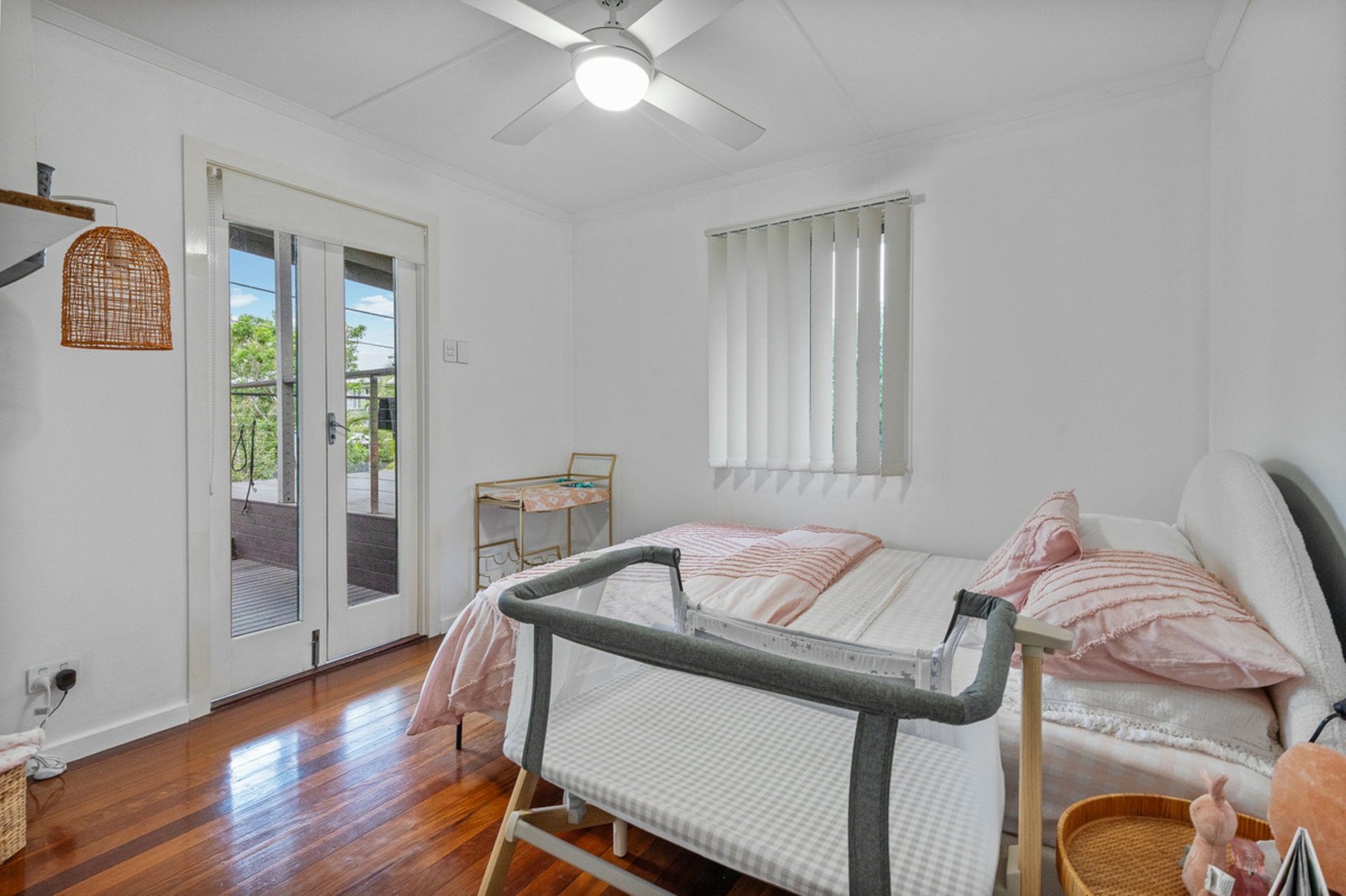 18 Alleena Street, CHERMSIDE