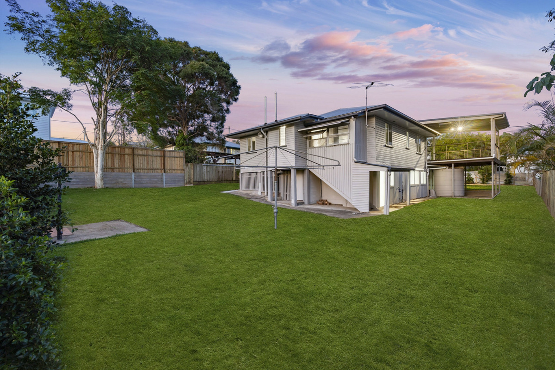 18 Alleena Street, CHERMSIDE