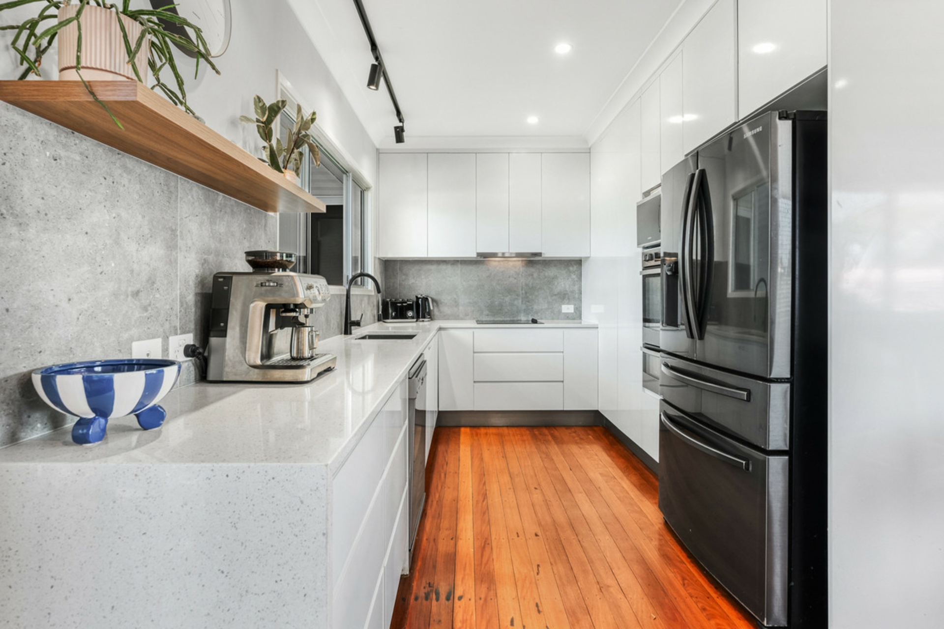 9 Ronmack Street, CHERMSIDE